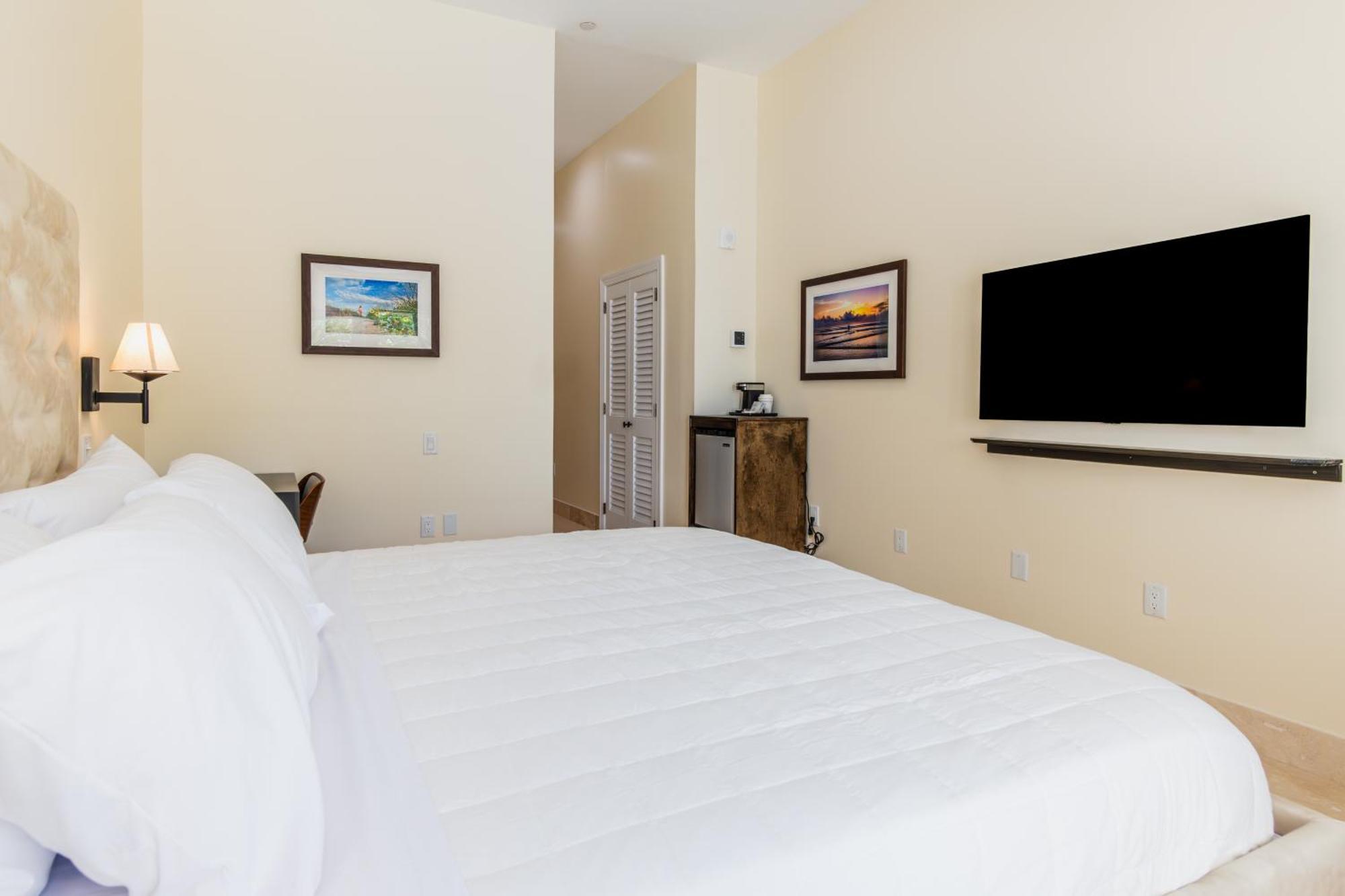 Deluxe Family Suite