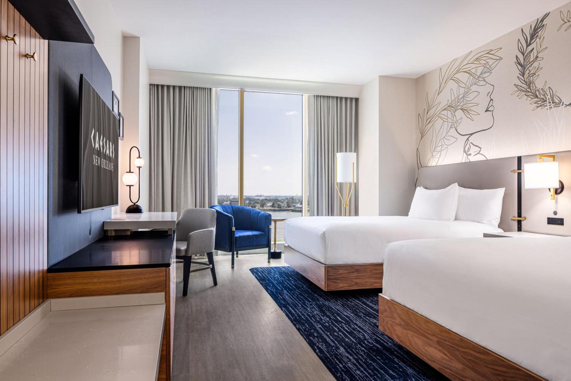 Caesars Luxury Room 2 Queens,1588095204:JPEG