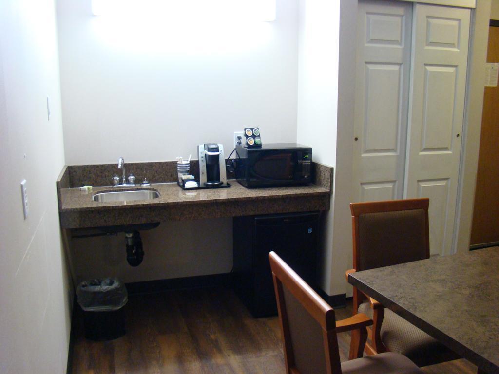 Executive King Suite