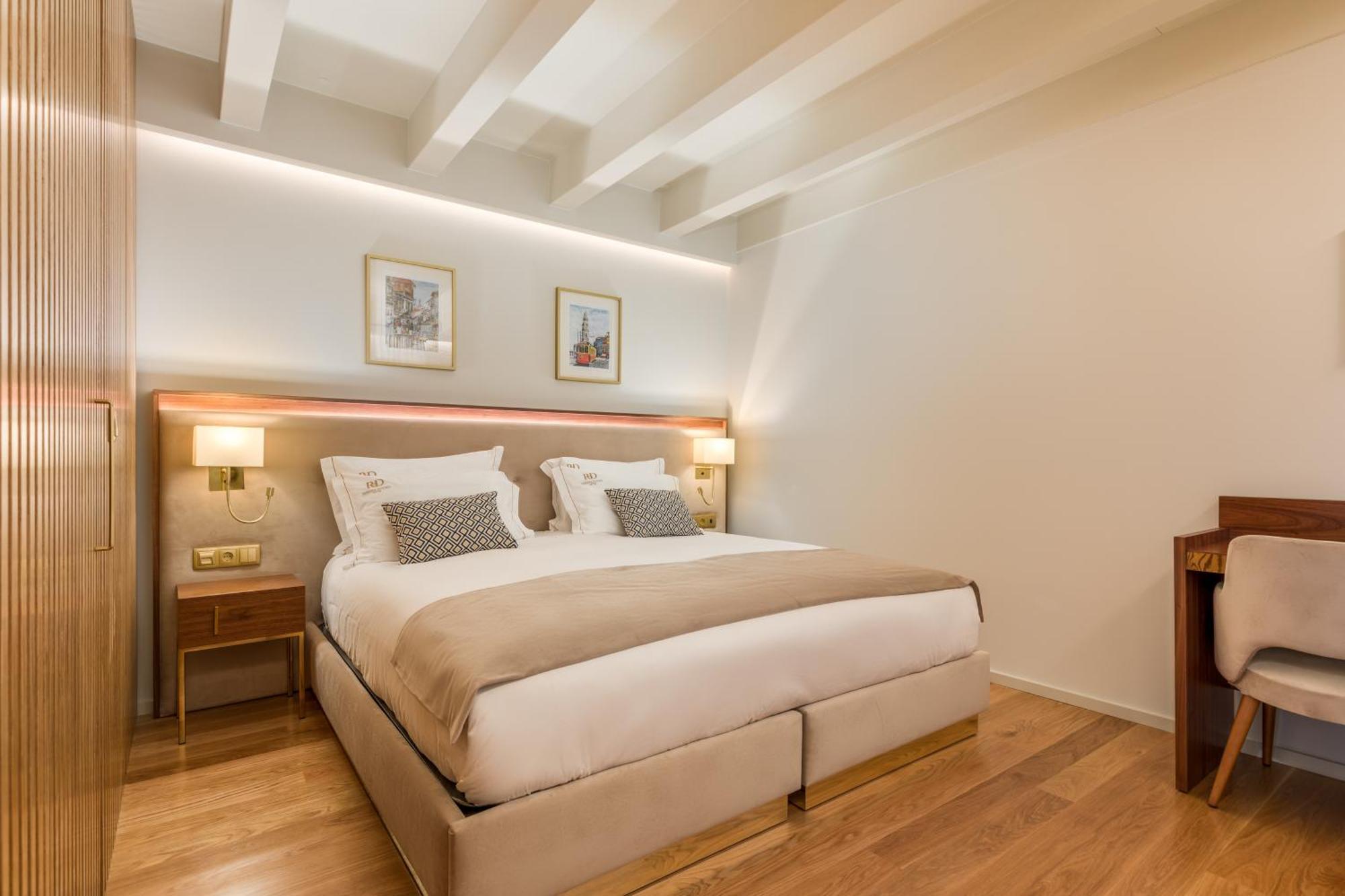 Large Double or Twin Room