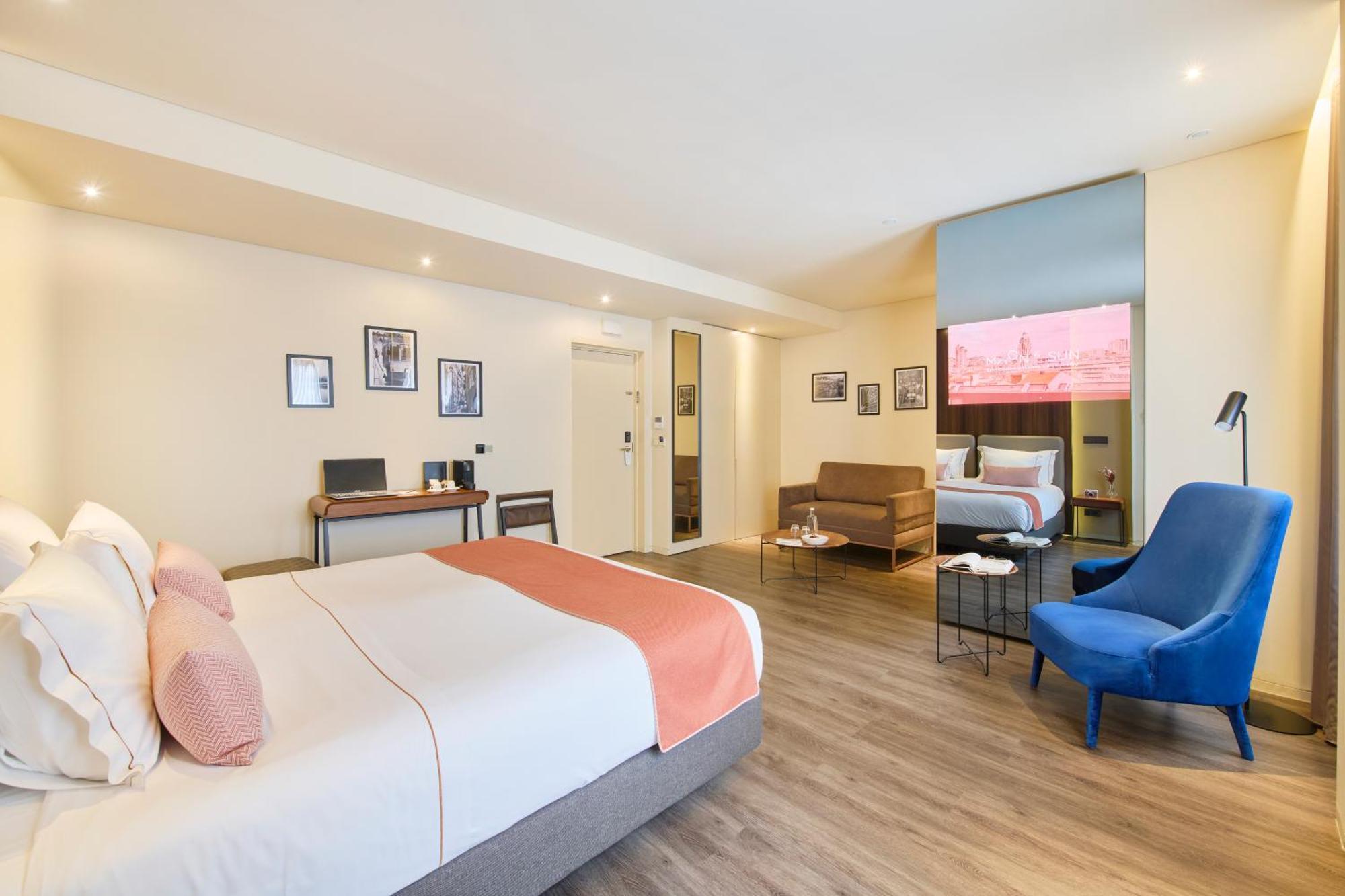 Deluxe Double or Twin Room