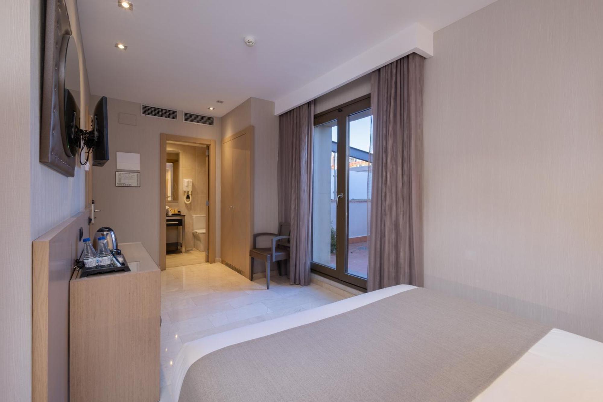 Double Terrace Room