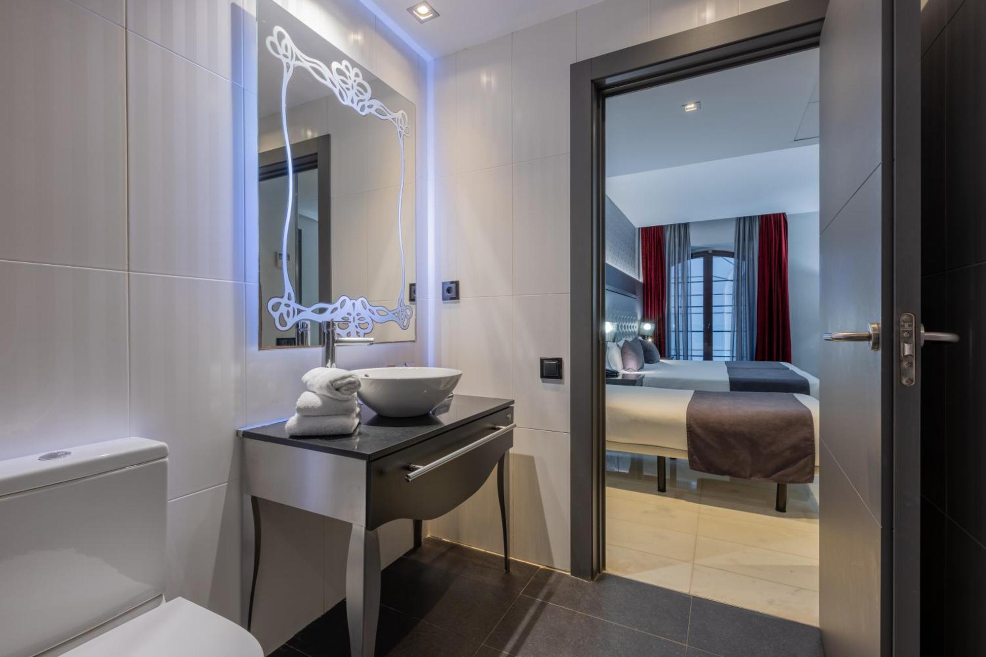 Double or Twin Room Extra Bed