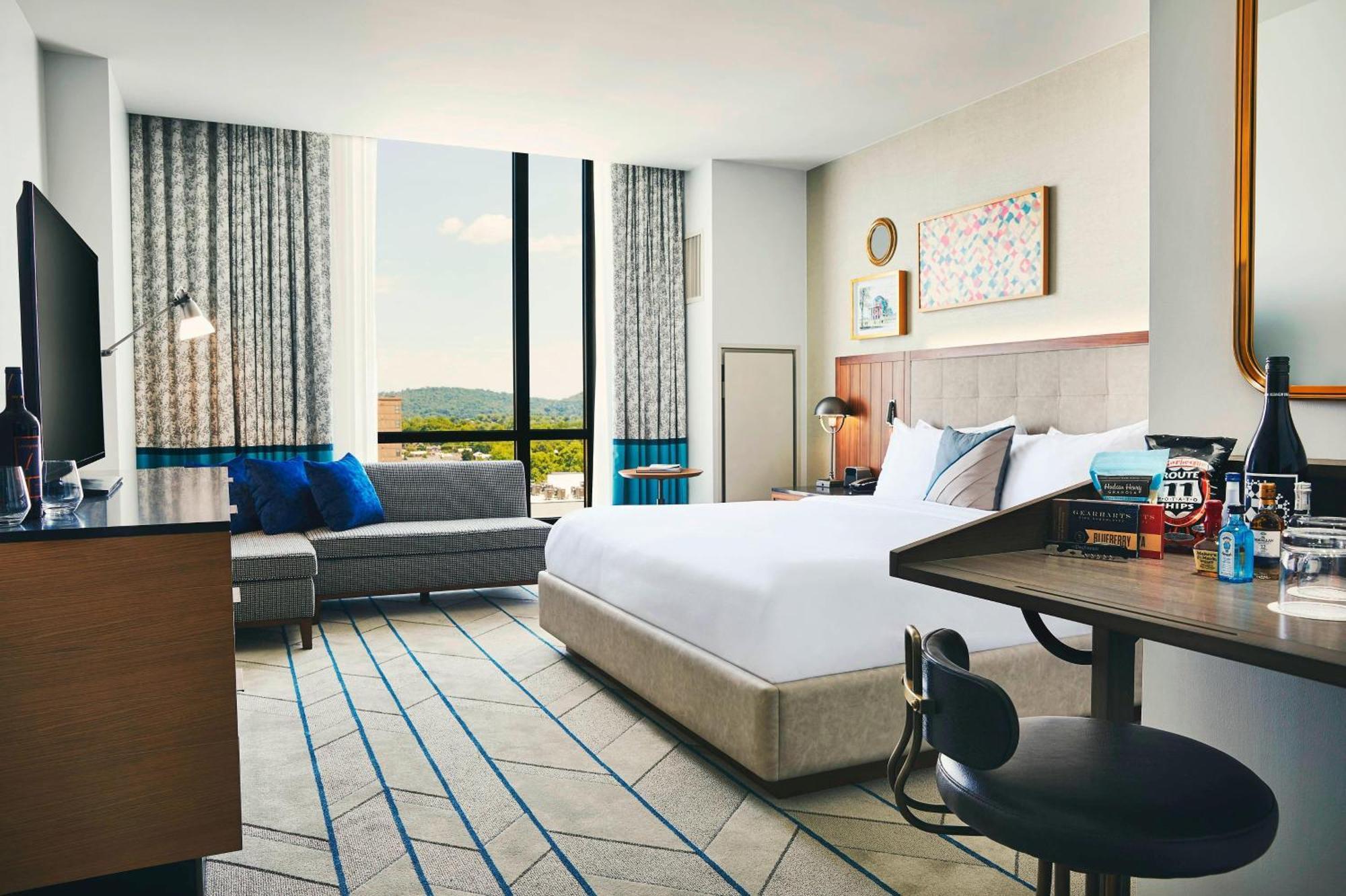 King Guest Room,1630899371:JPEG