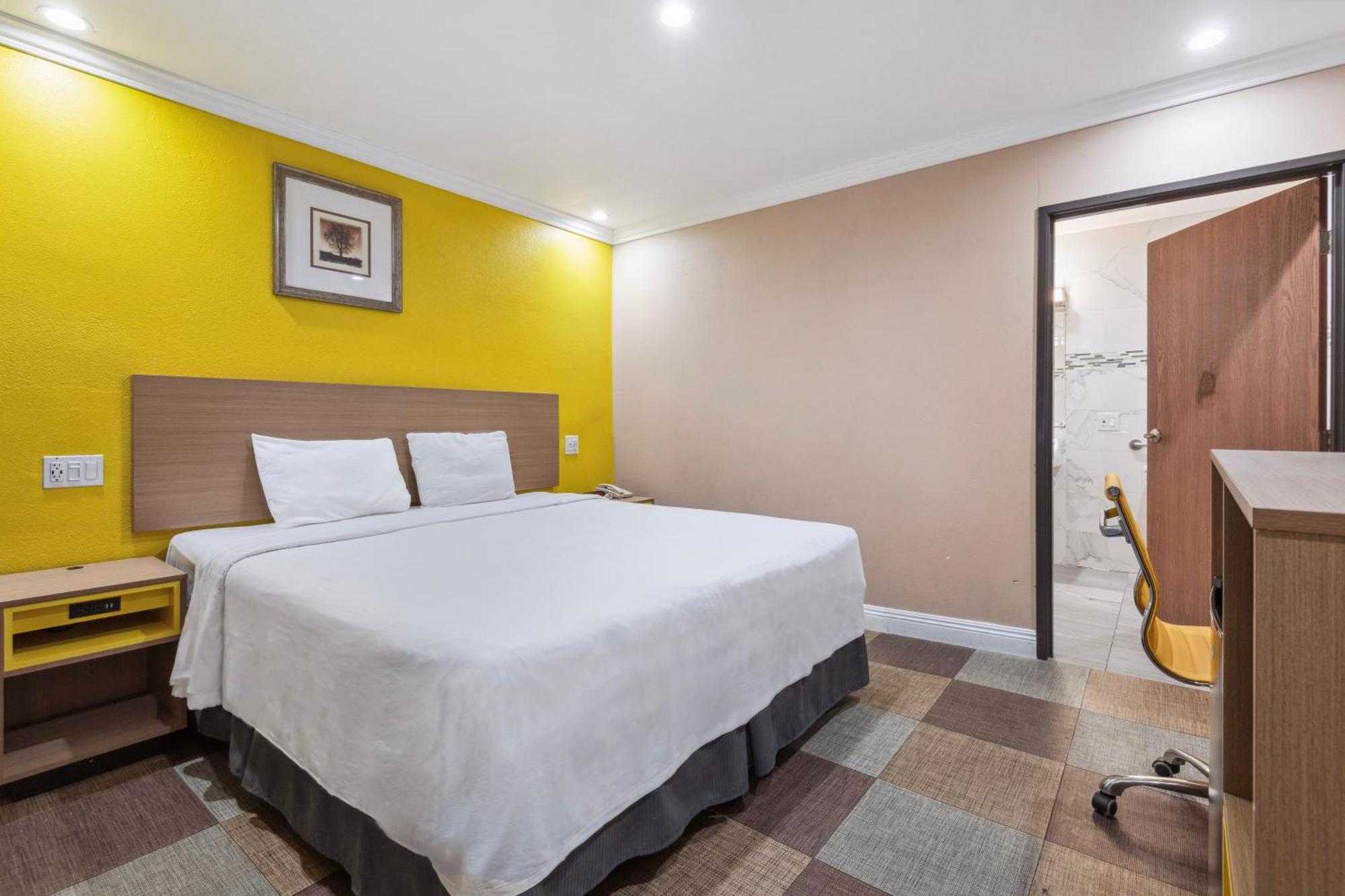 Standard King Room,1630926380:JPEG