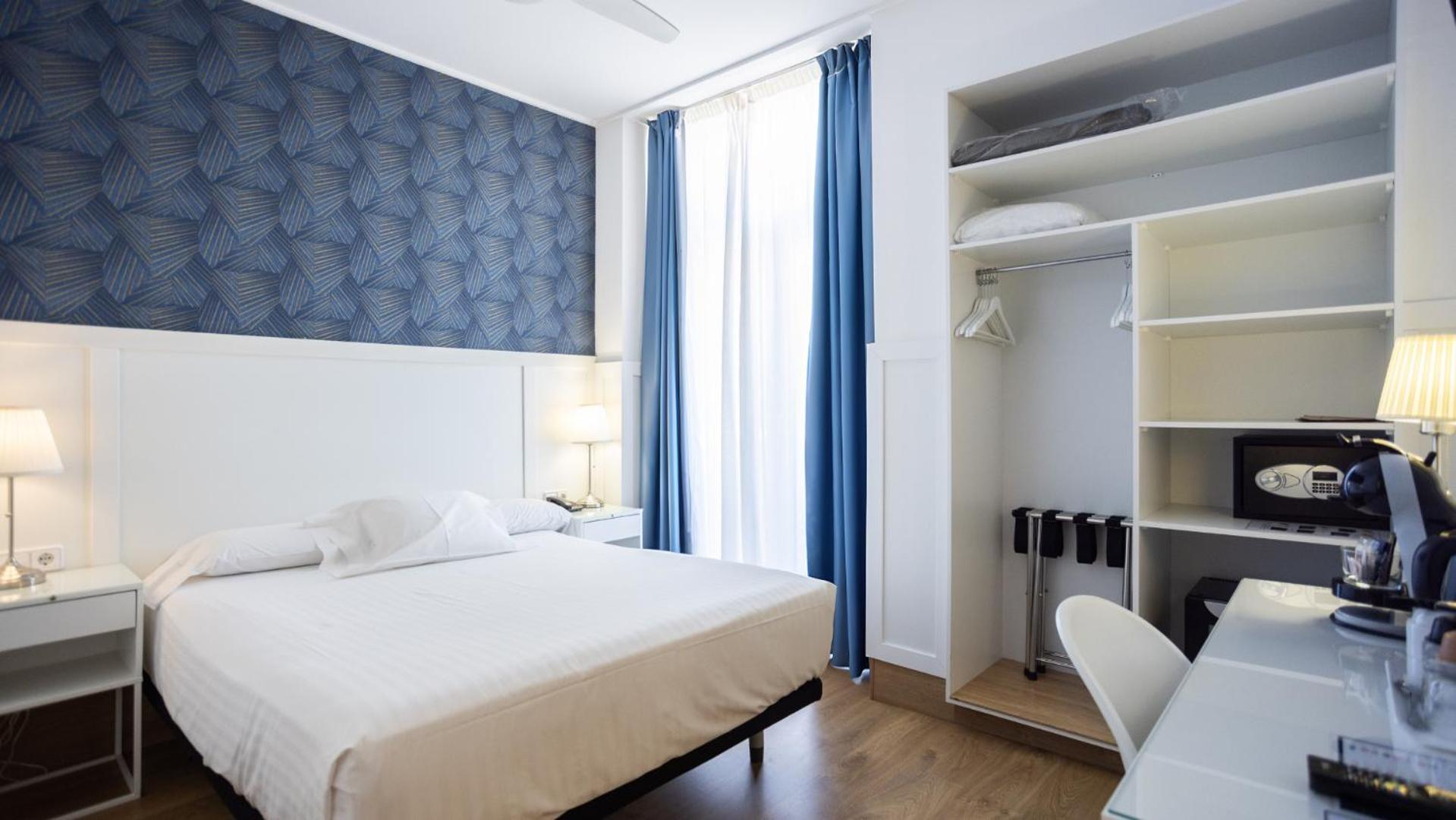 Standard Double Room with city council square view
