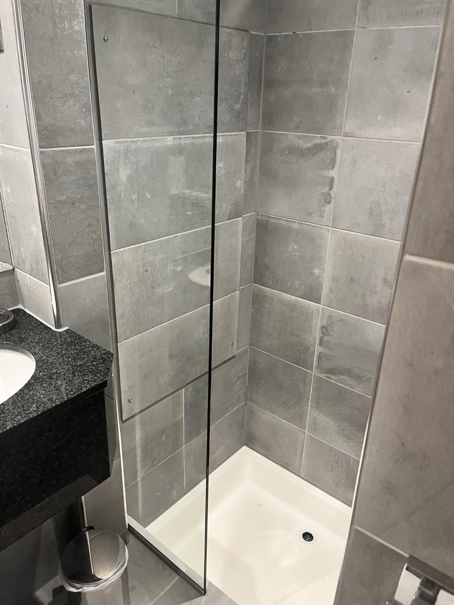 Standard Single Room Shower