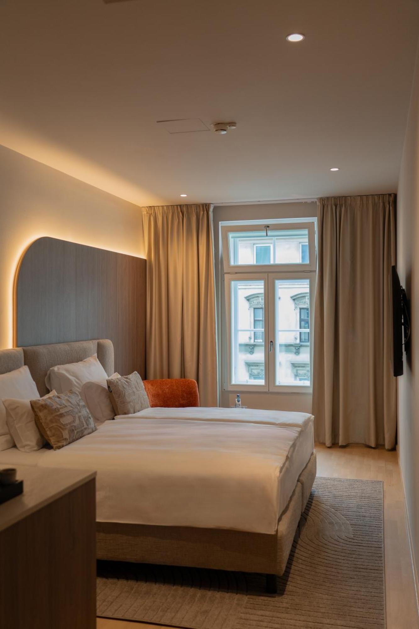 Standard Double Room,1635887662:JPEG