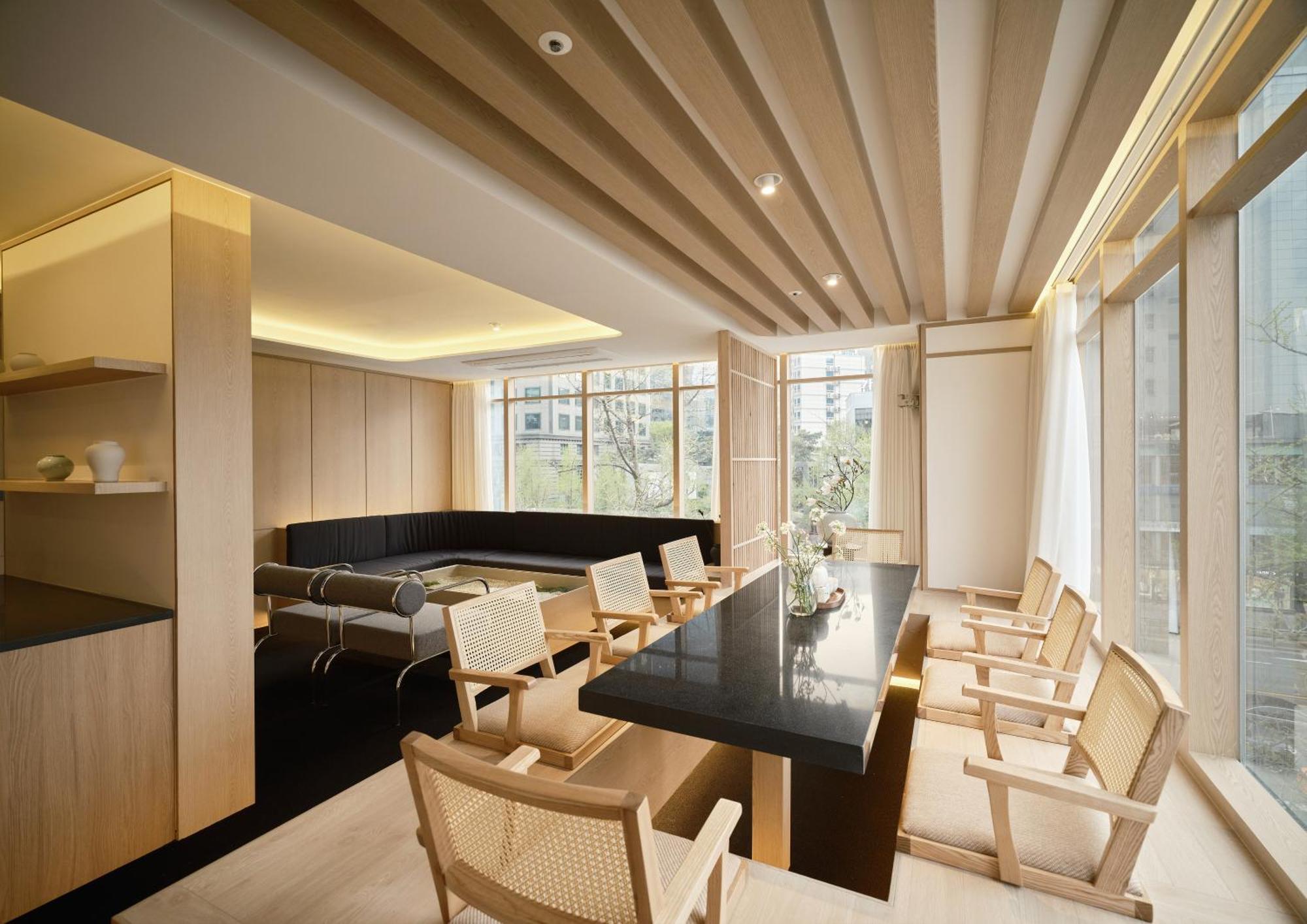 Premium Palace City Suite