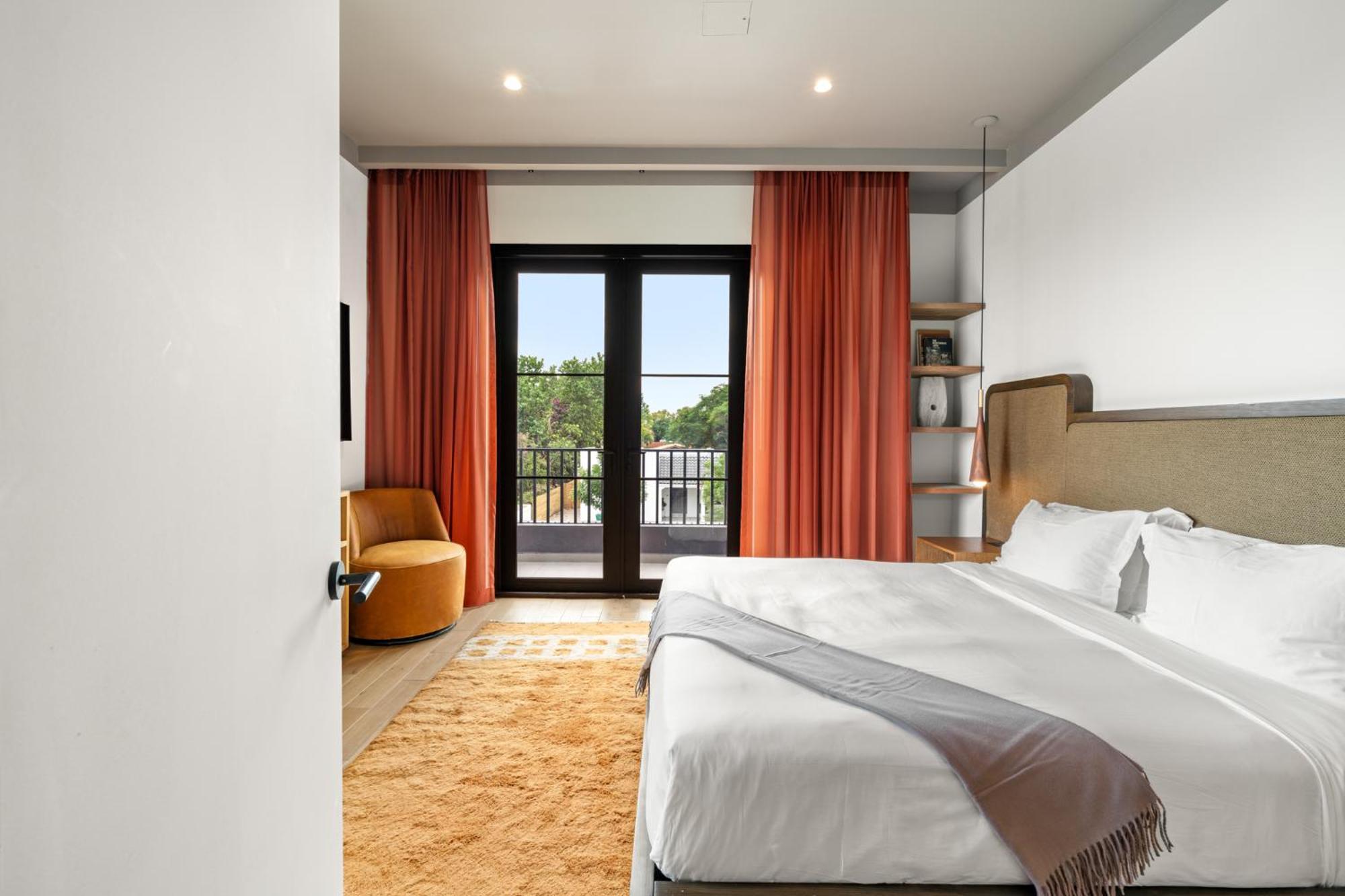 Suite with Balcony
