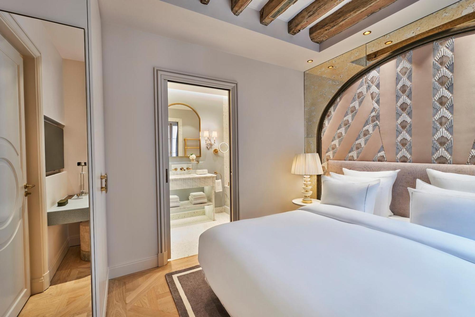 Grande Apartment