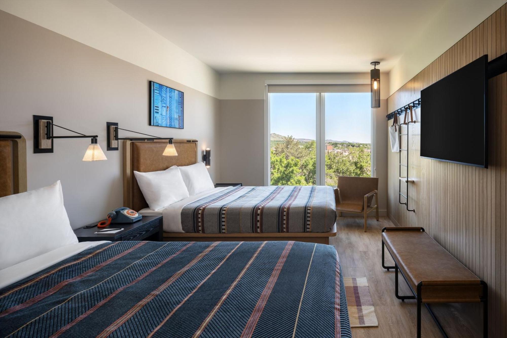 Queen Room with Two Queen Beds and Mountain View