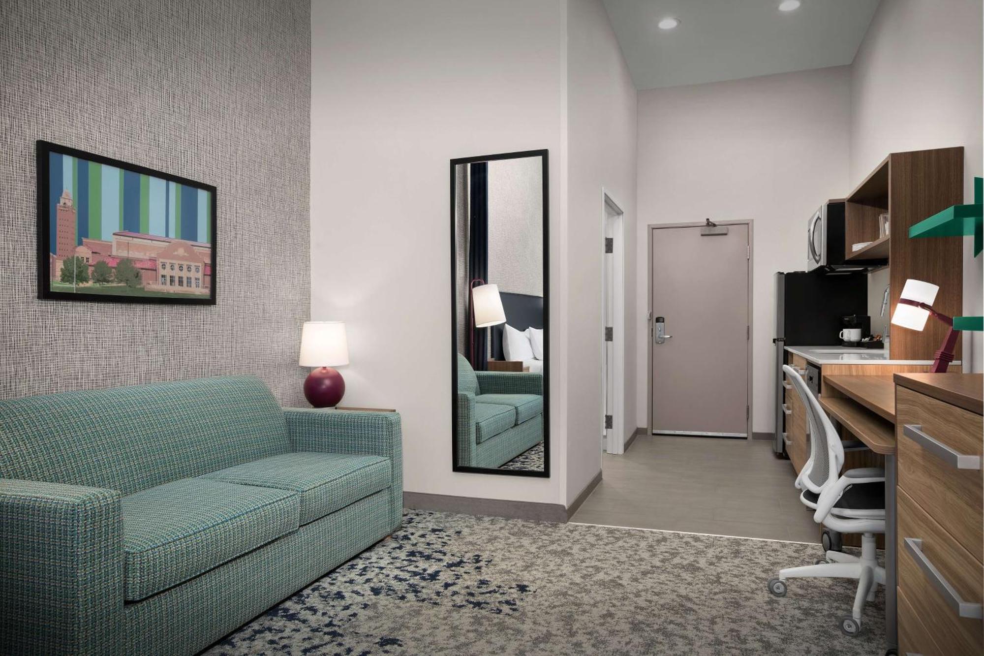 King Studio Suite