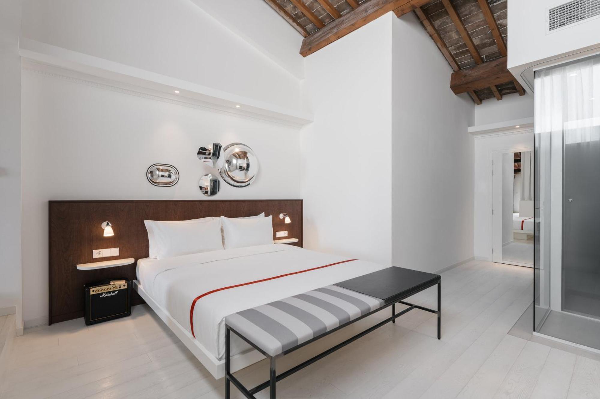 Wow Room