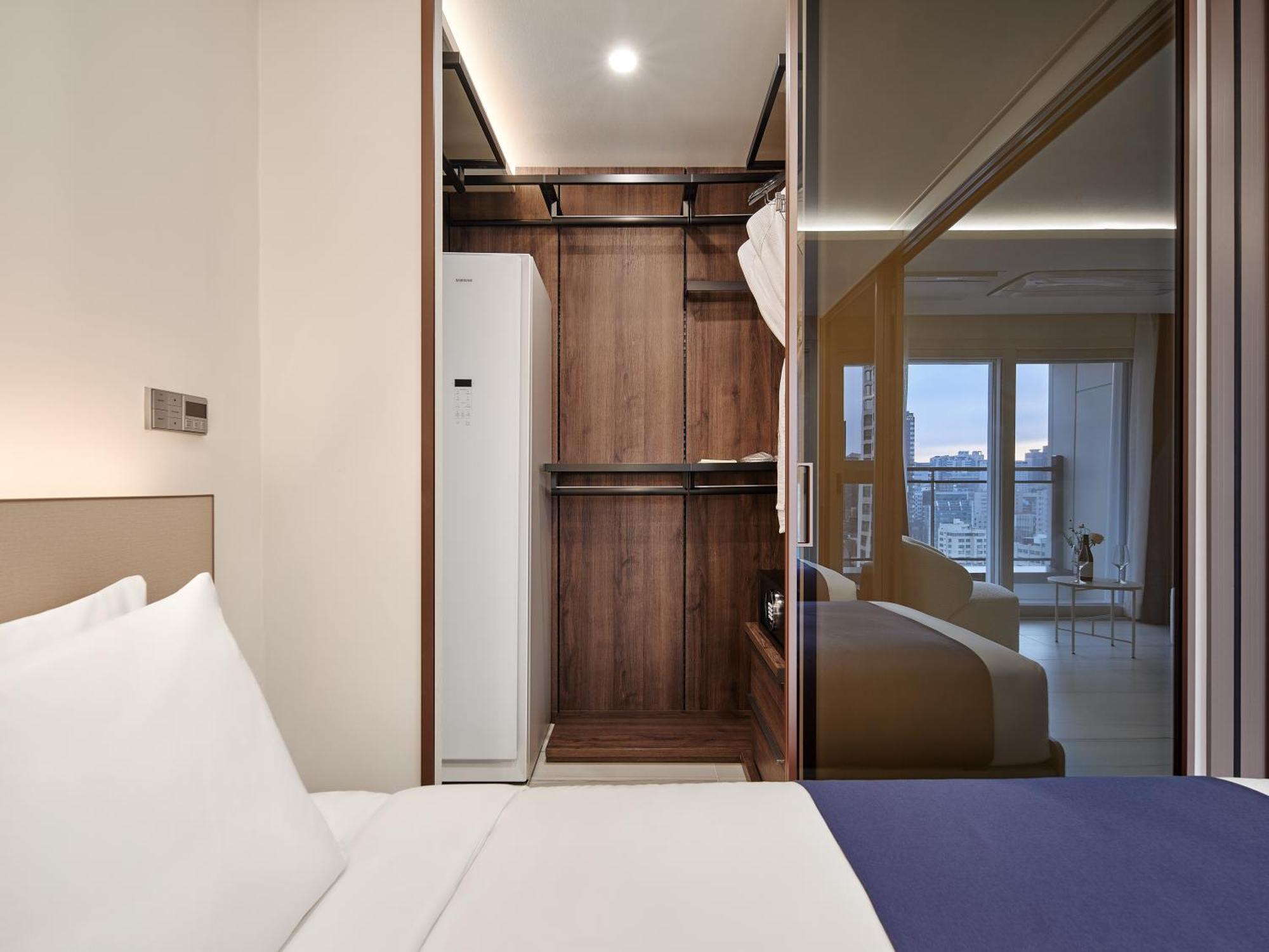 Premier Suite Triple