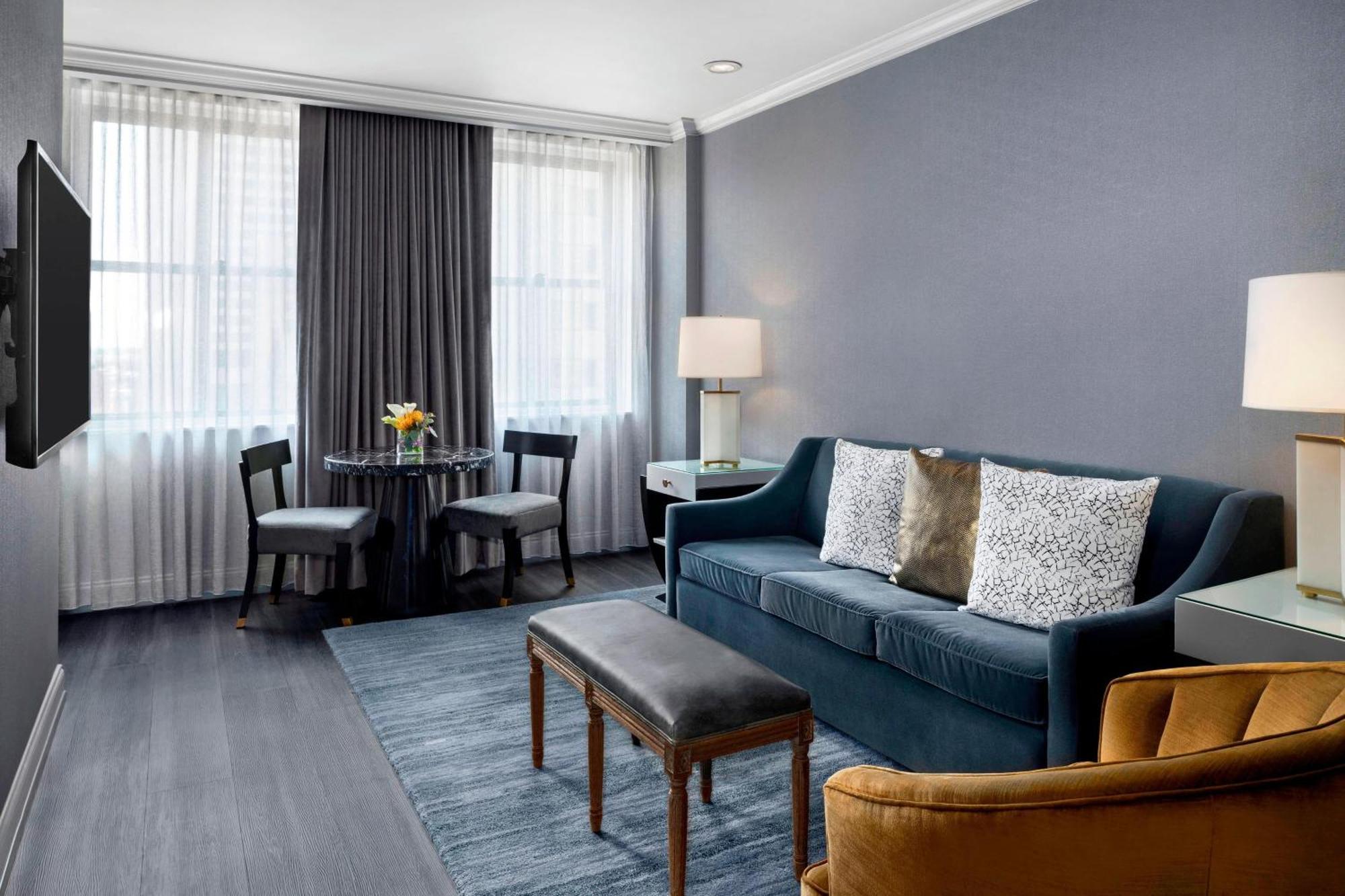 Junior Suite with Two Queen Beds and Sofa Bed,1643188221:JPEG