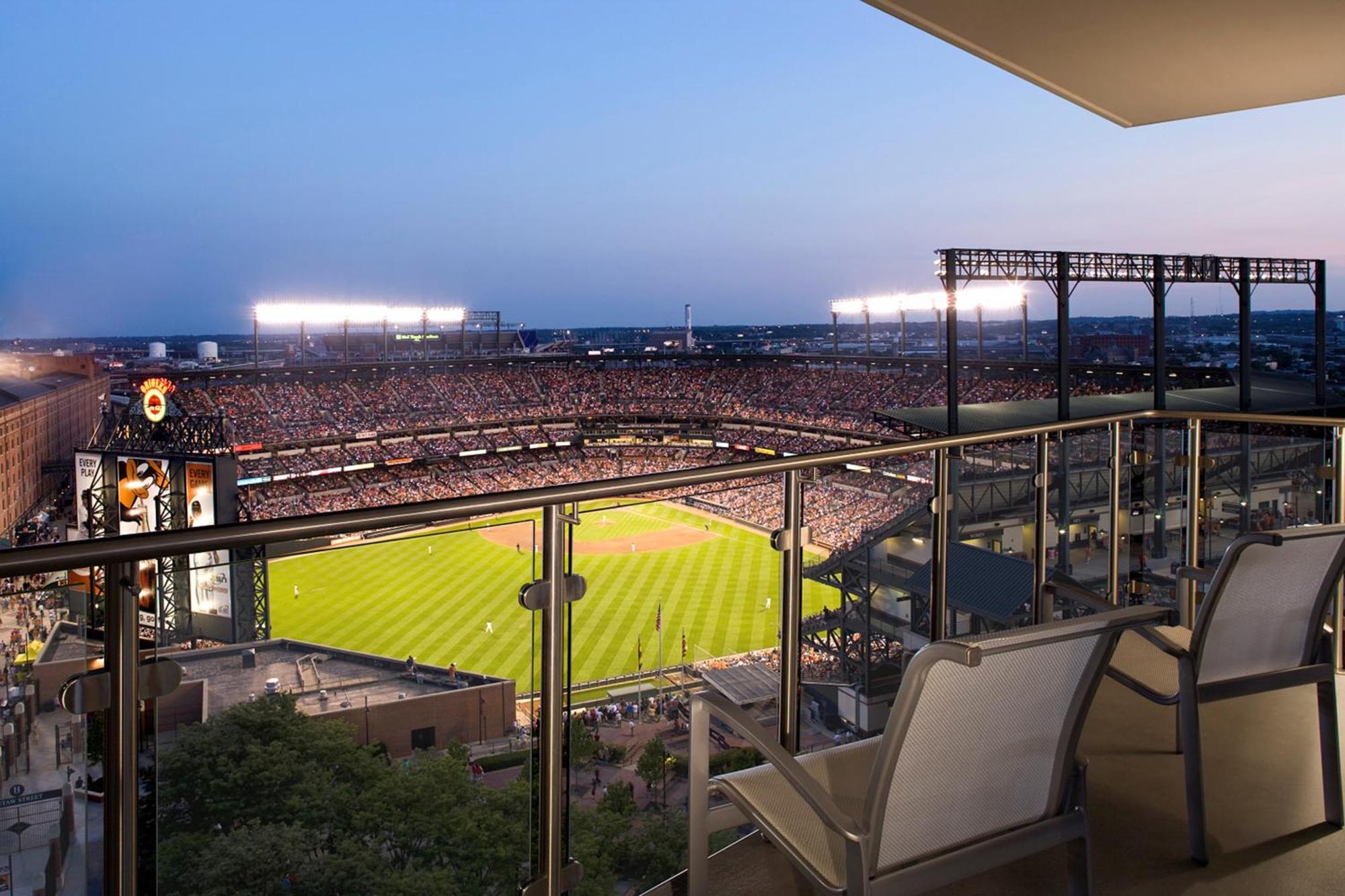 Parlor Room with Ballpark View,1540610077:JPEG