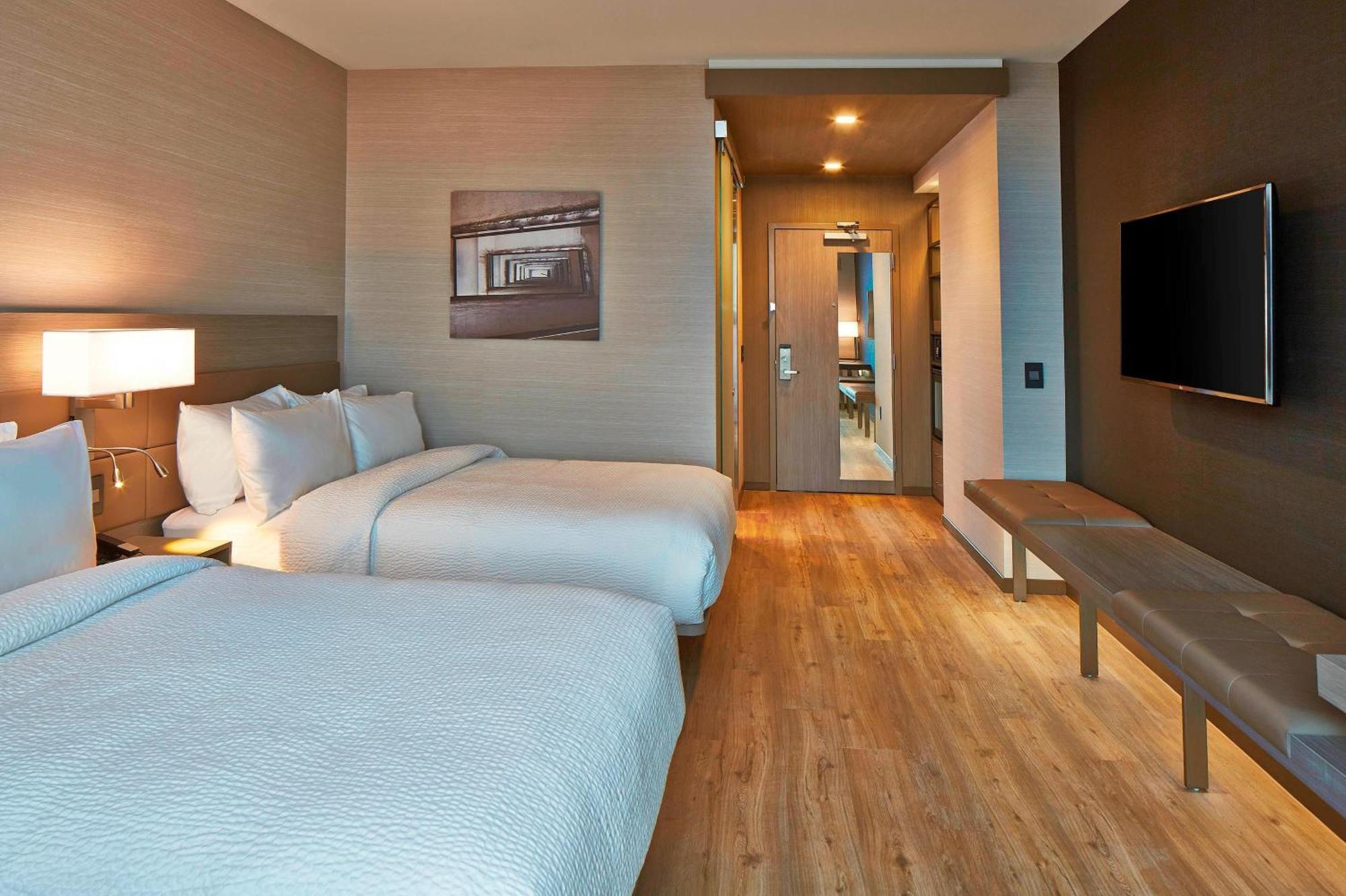 Double Room with Two Double Beds and River View - Hearing Accessible