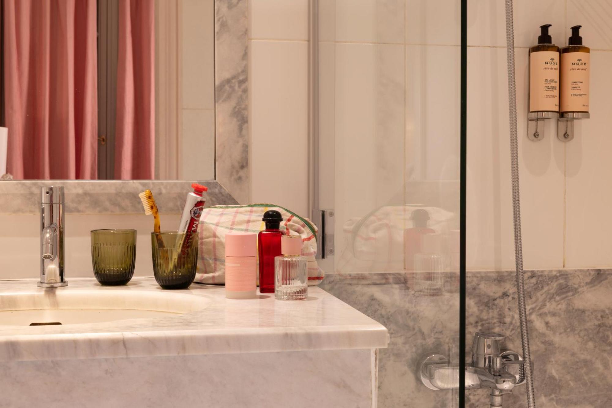Junior Suite with Spa Access