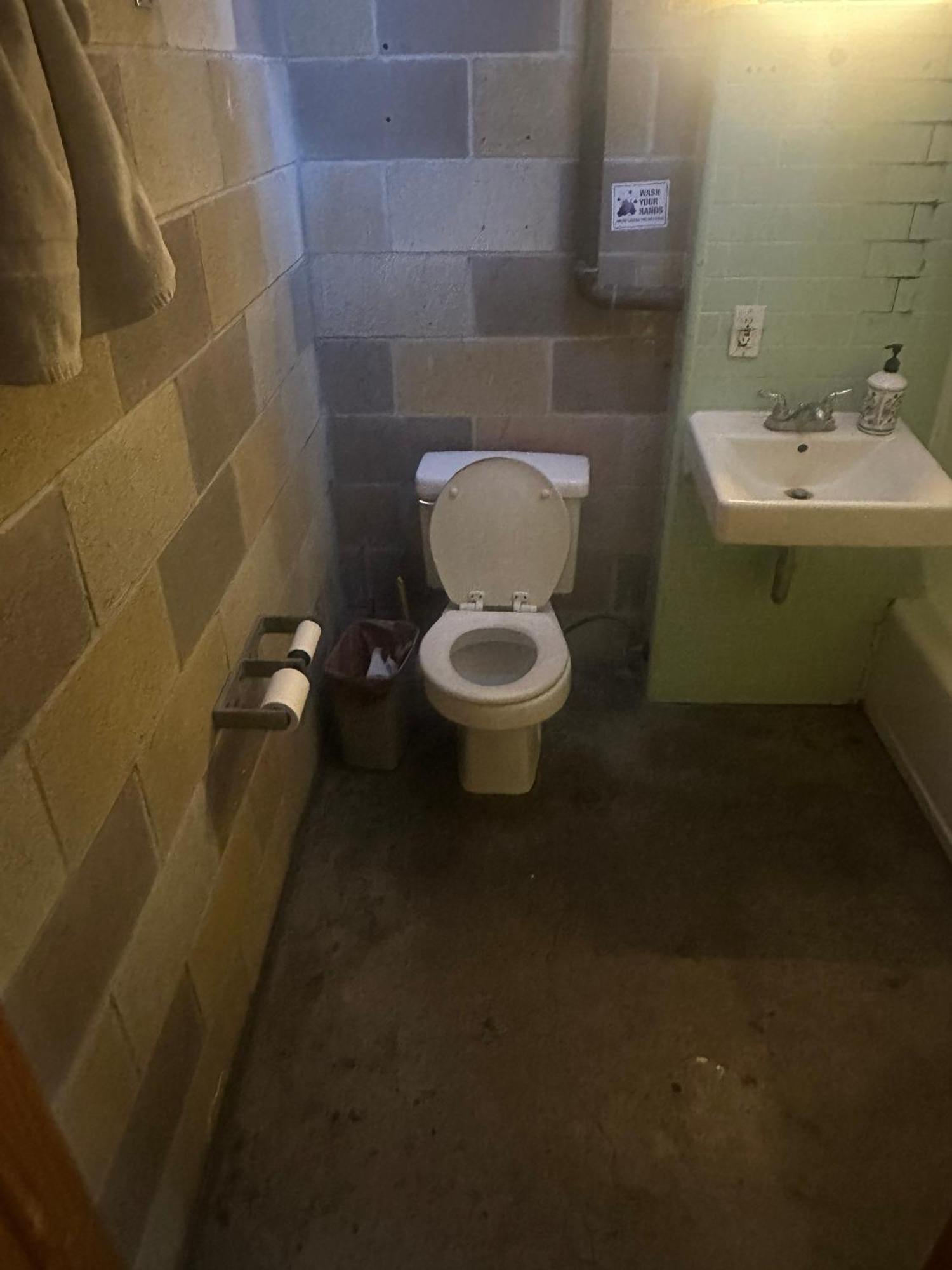 Mixed Dormitory Room