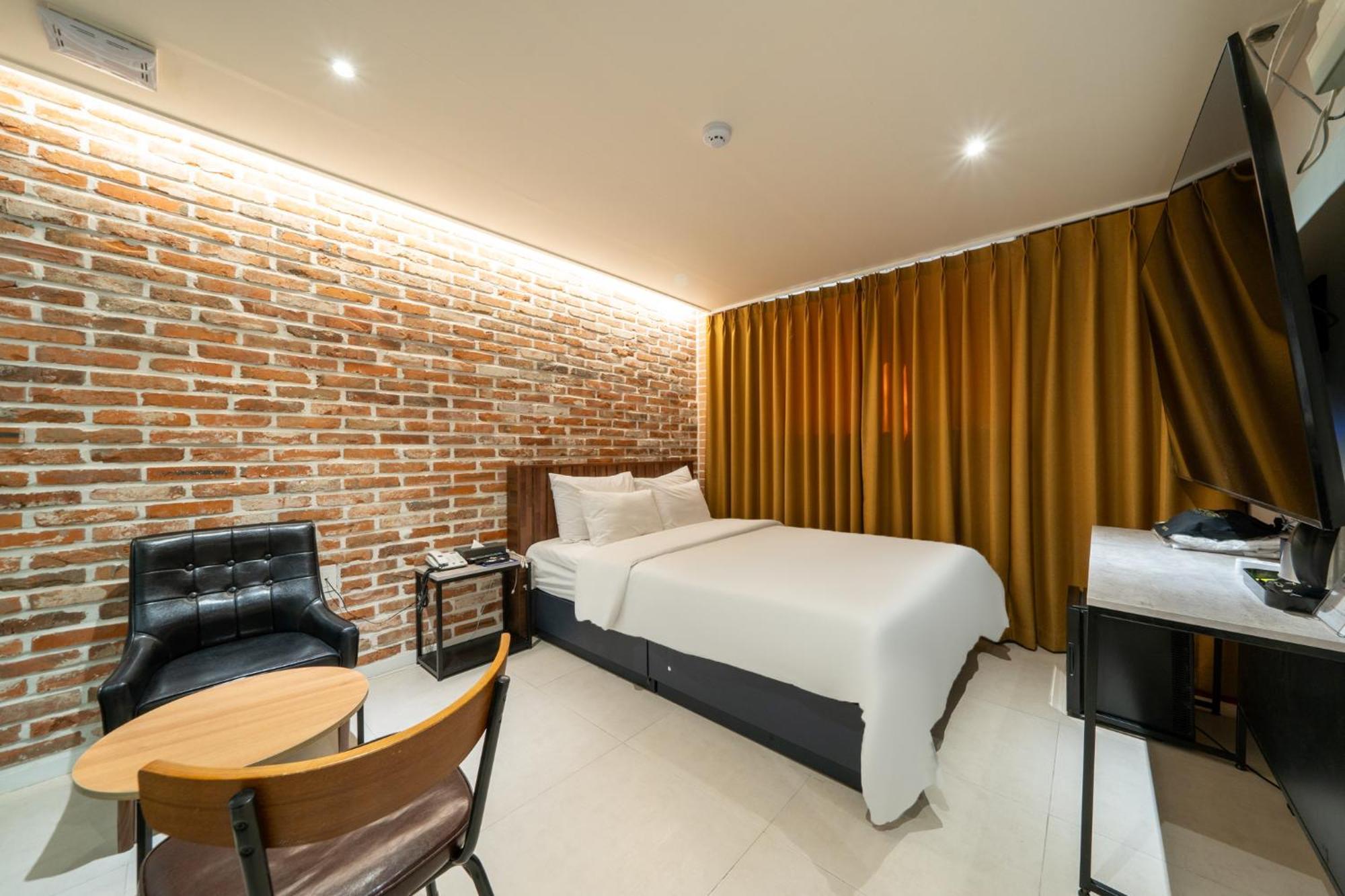 Premium Double Room