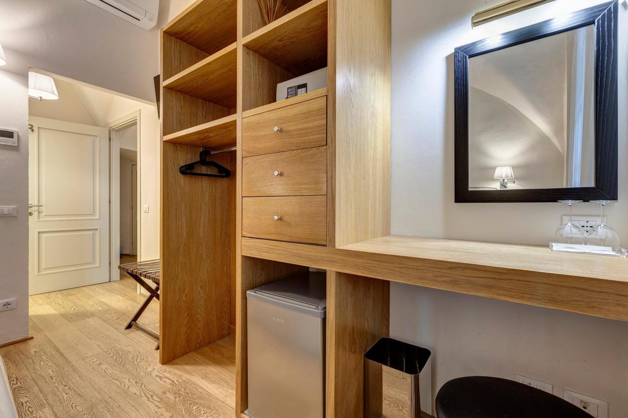 Double Room Private Bathroom