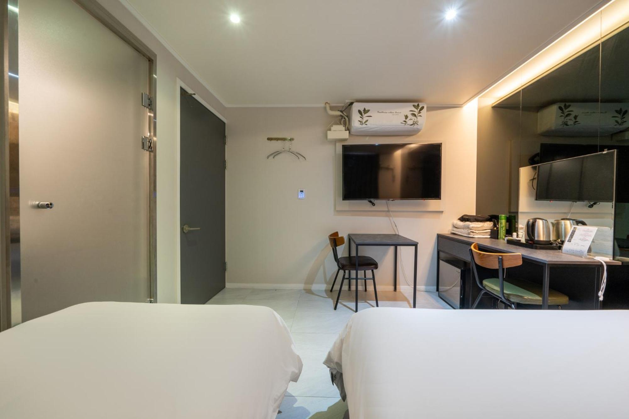 Superior Twin Room for 2 persons
