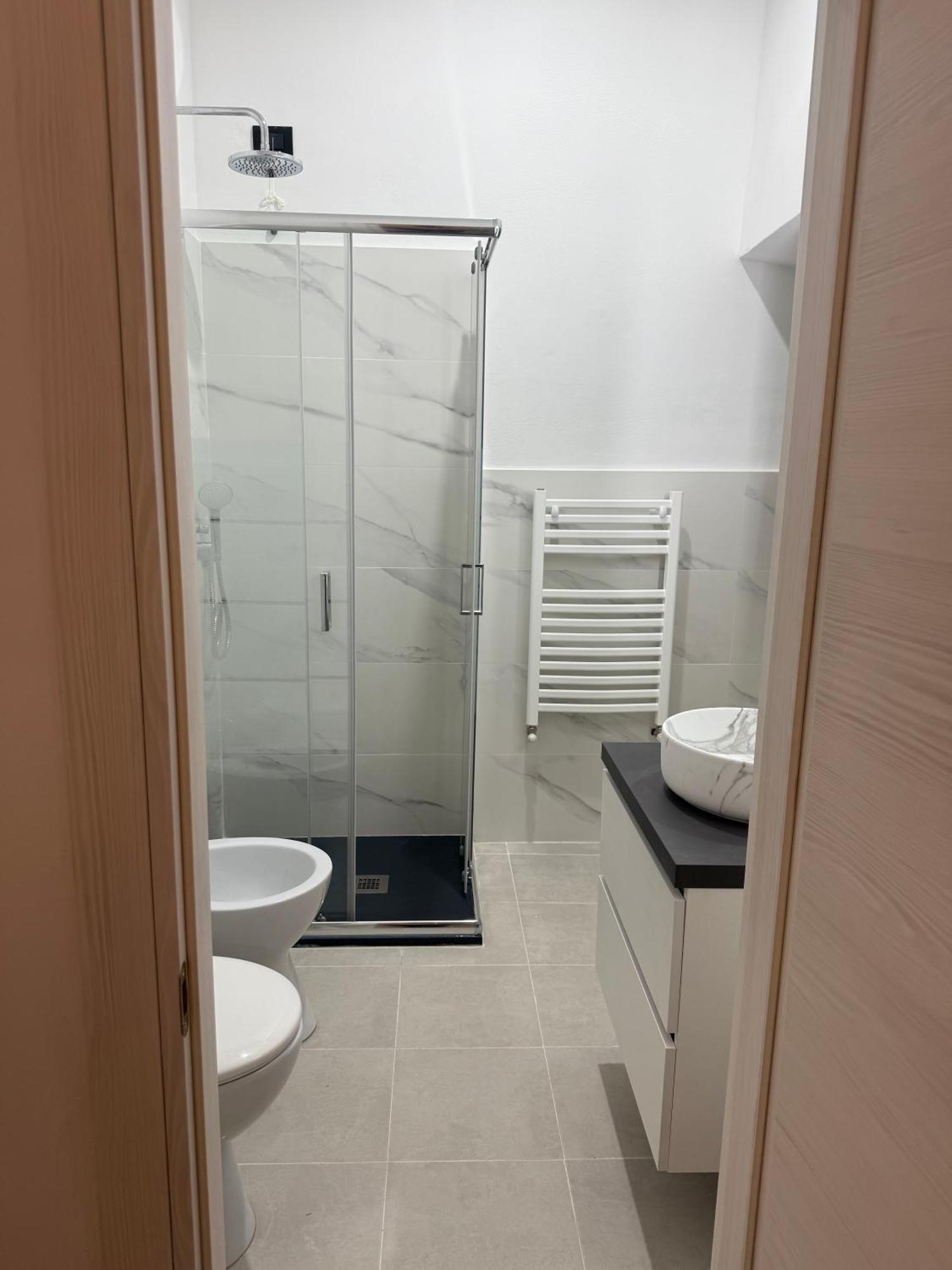 Double Room Private External Bathroom