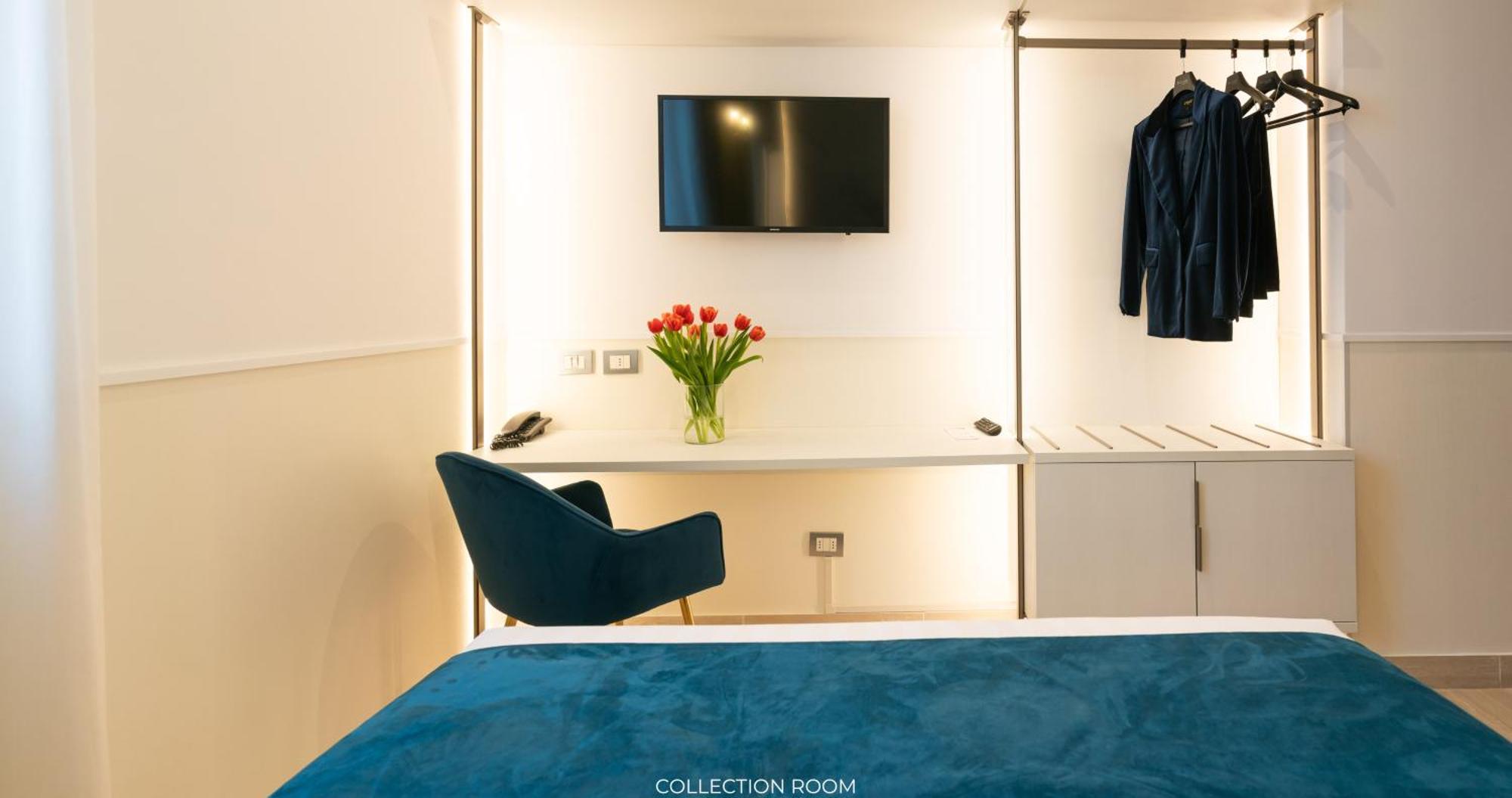 Smart Double Room French Bed