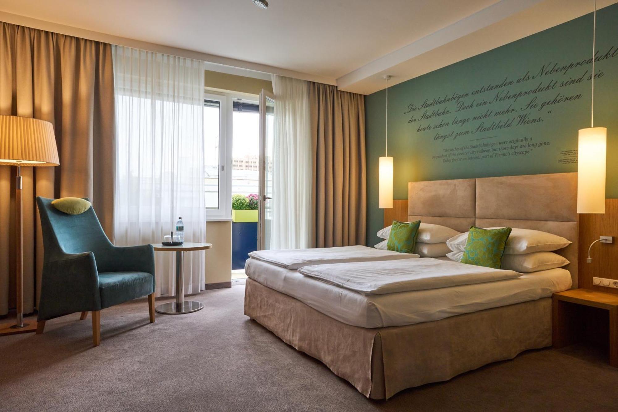 Deluxe Double Room Balcony Courtyard View