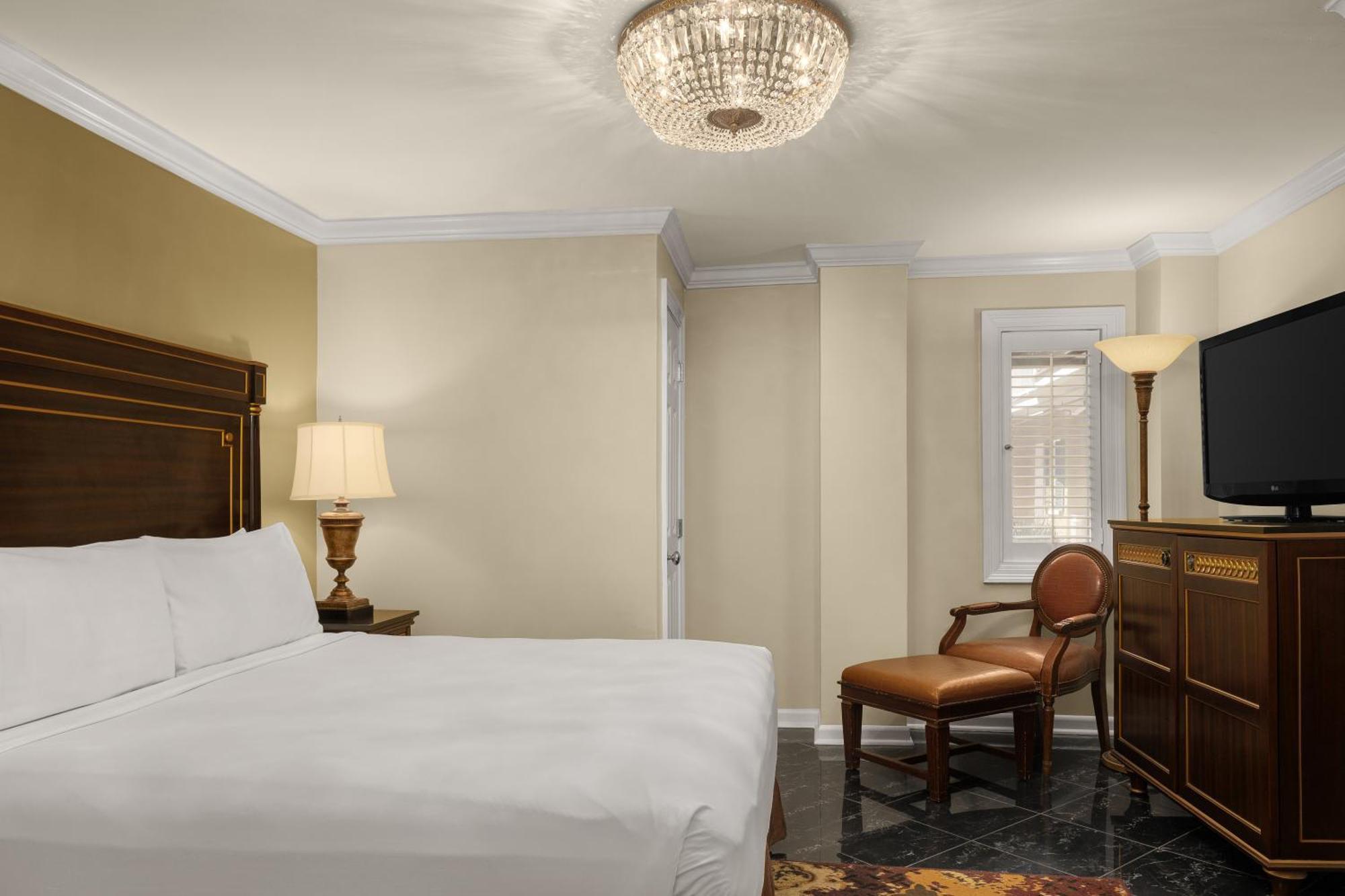 Deluxe King Room,1666025641:JPEG
