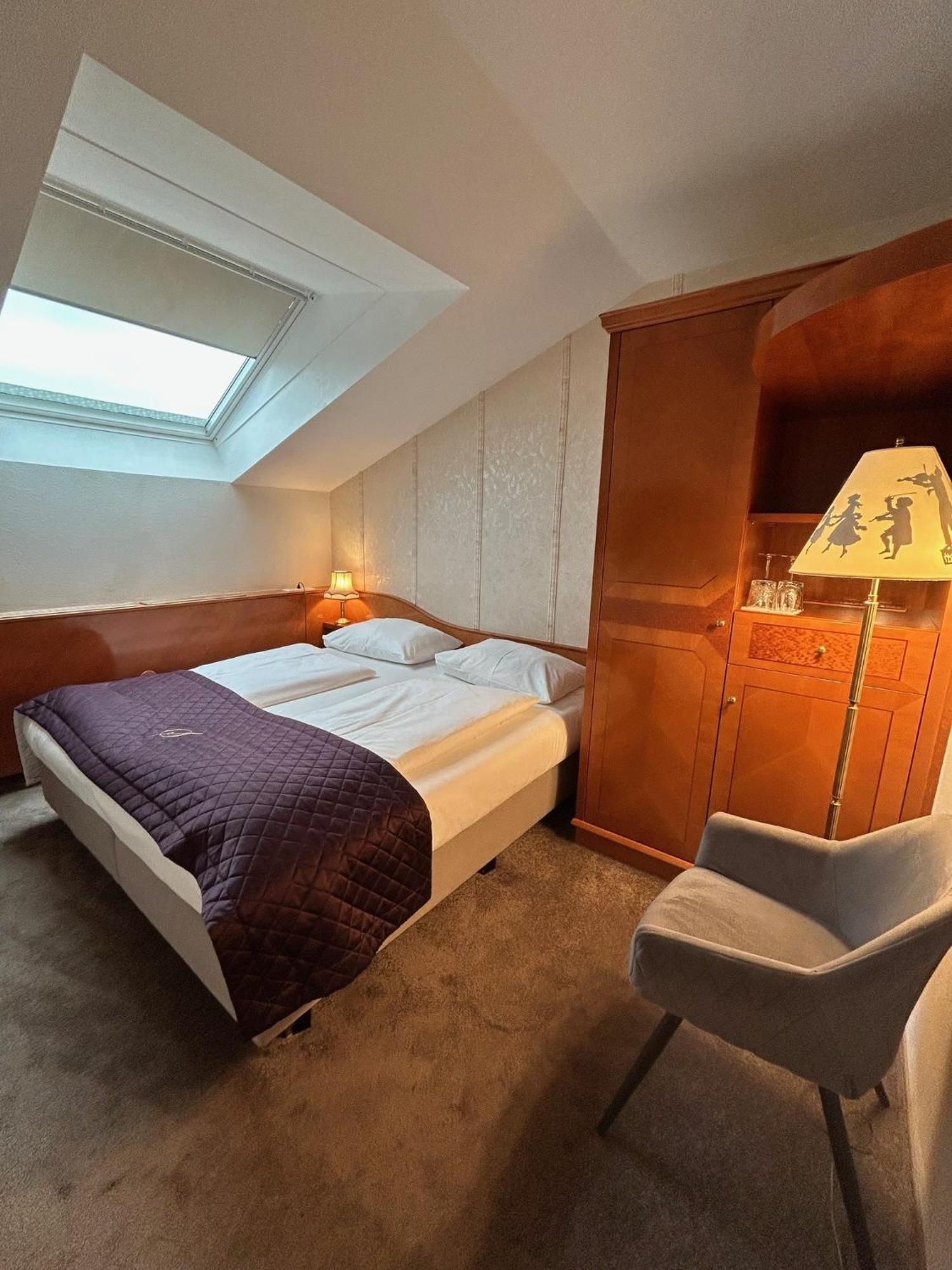 Classic Double Room