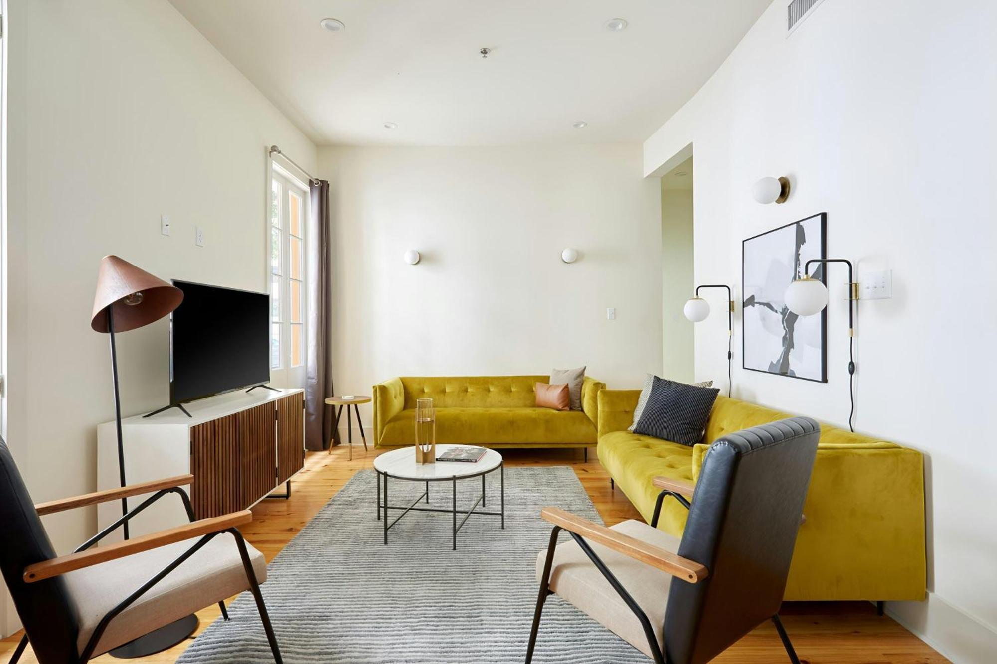 Five-Bedroom Apartment,1666748783:JPEG