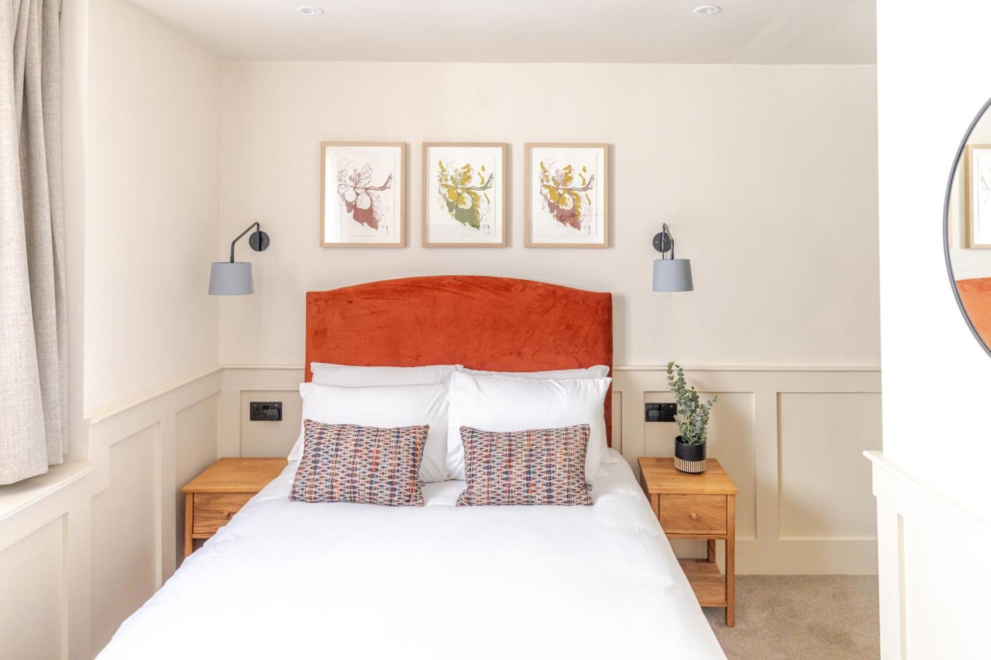 Double Room,1667424125:JPEG