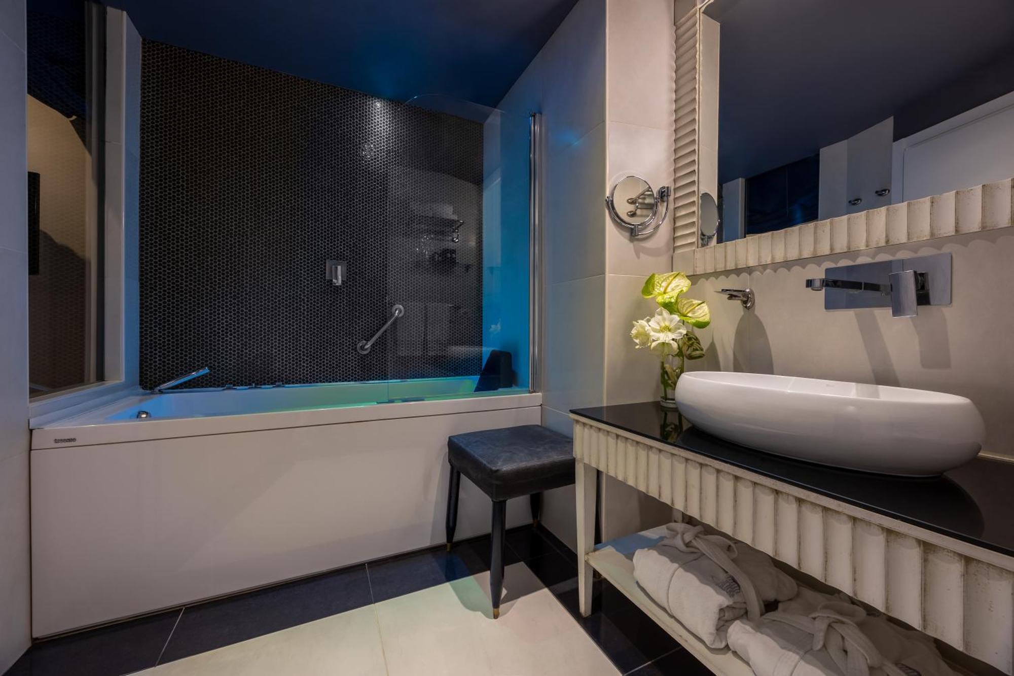 Junior Suite Split Level