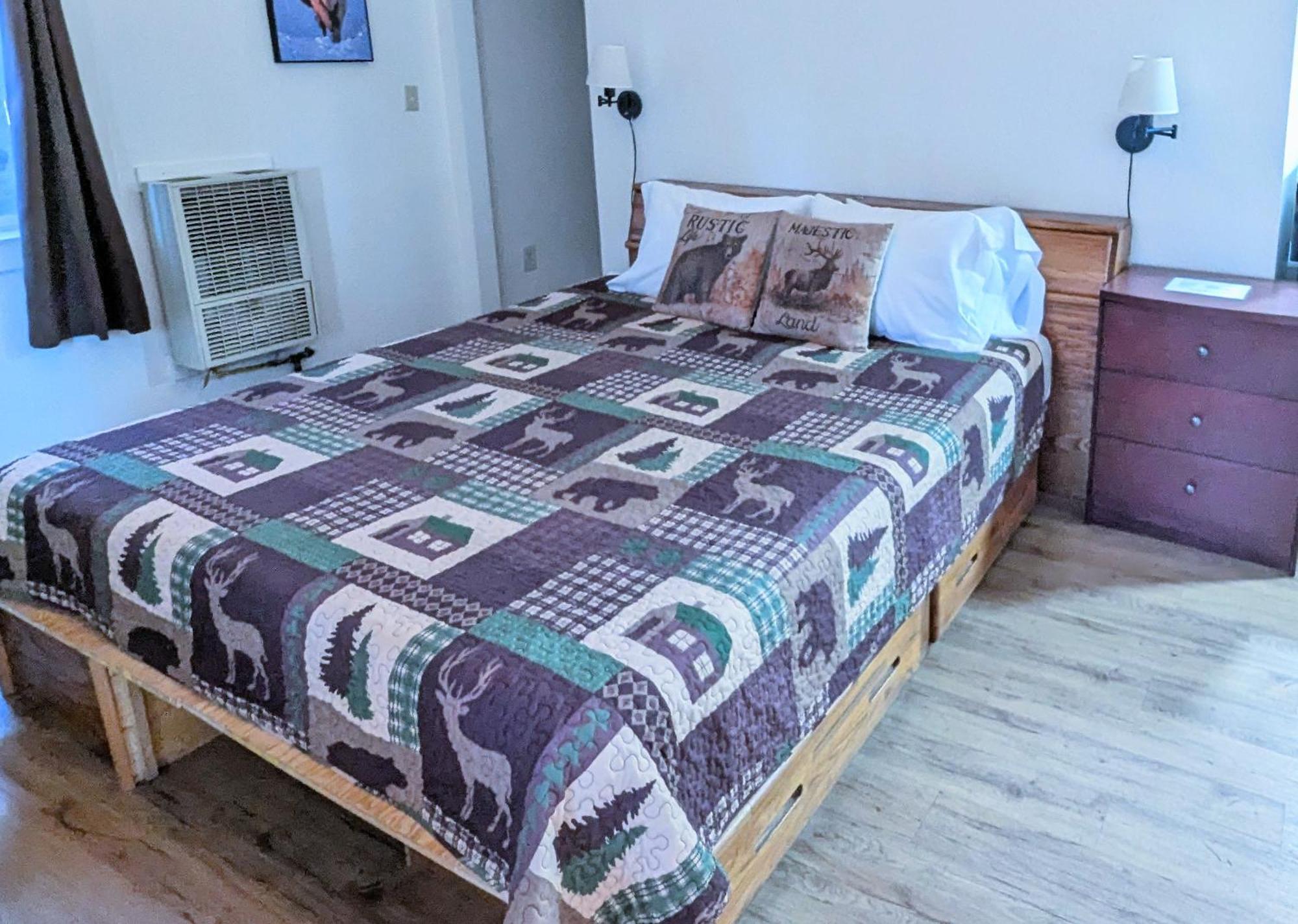 King Studio with Sofa Bed