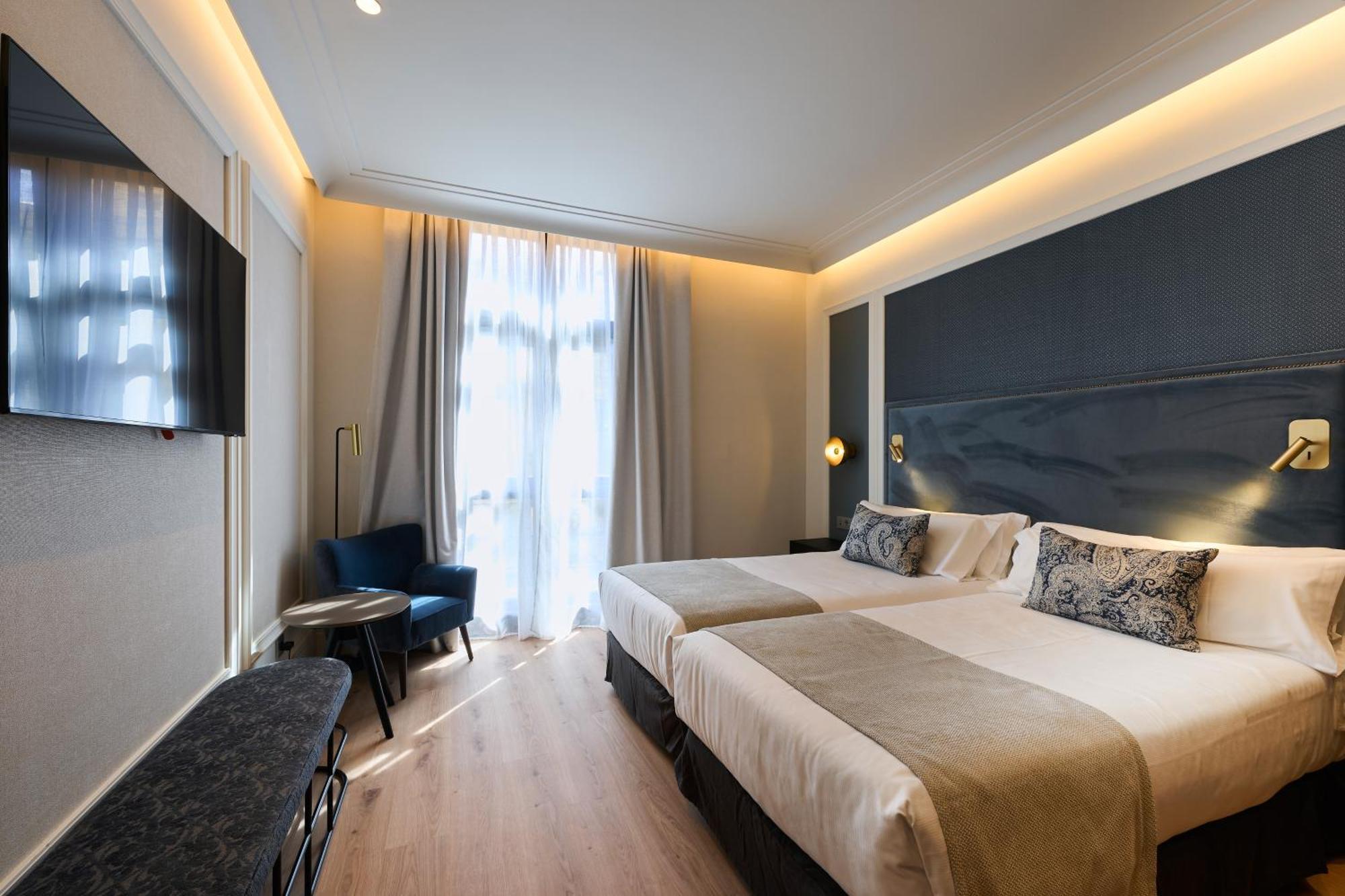 Superior Double Room with Spa Access,1669008191:JPEG