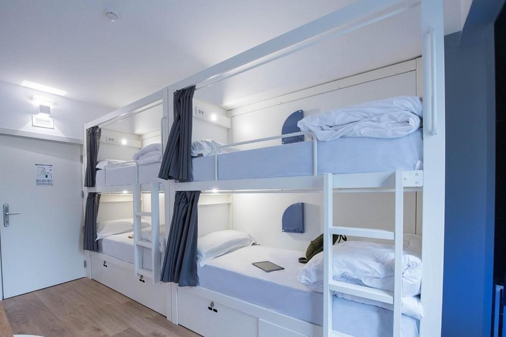 Bed 6-Bed Mixed Dormitory Room