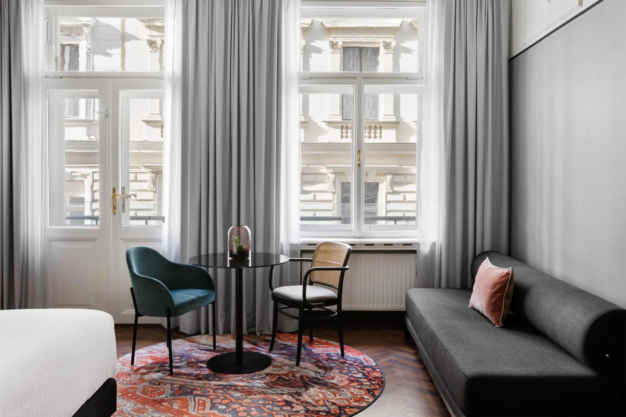 Premium King Room