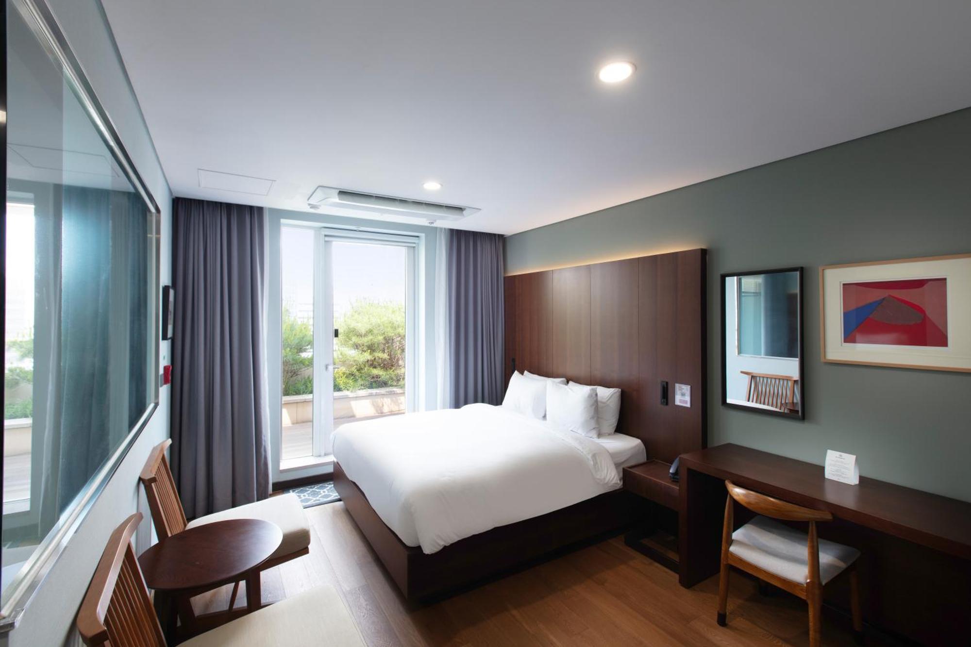 King Room