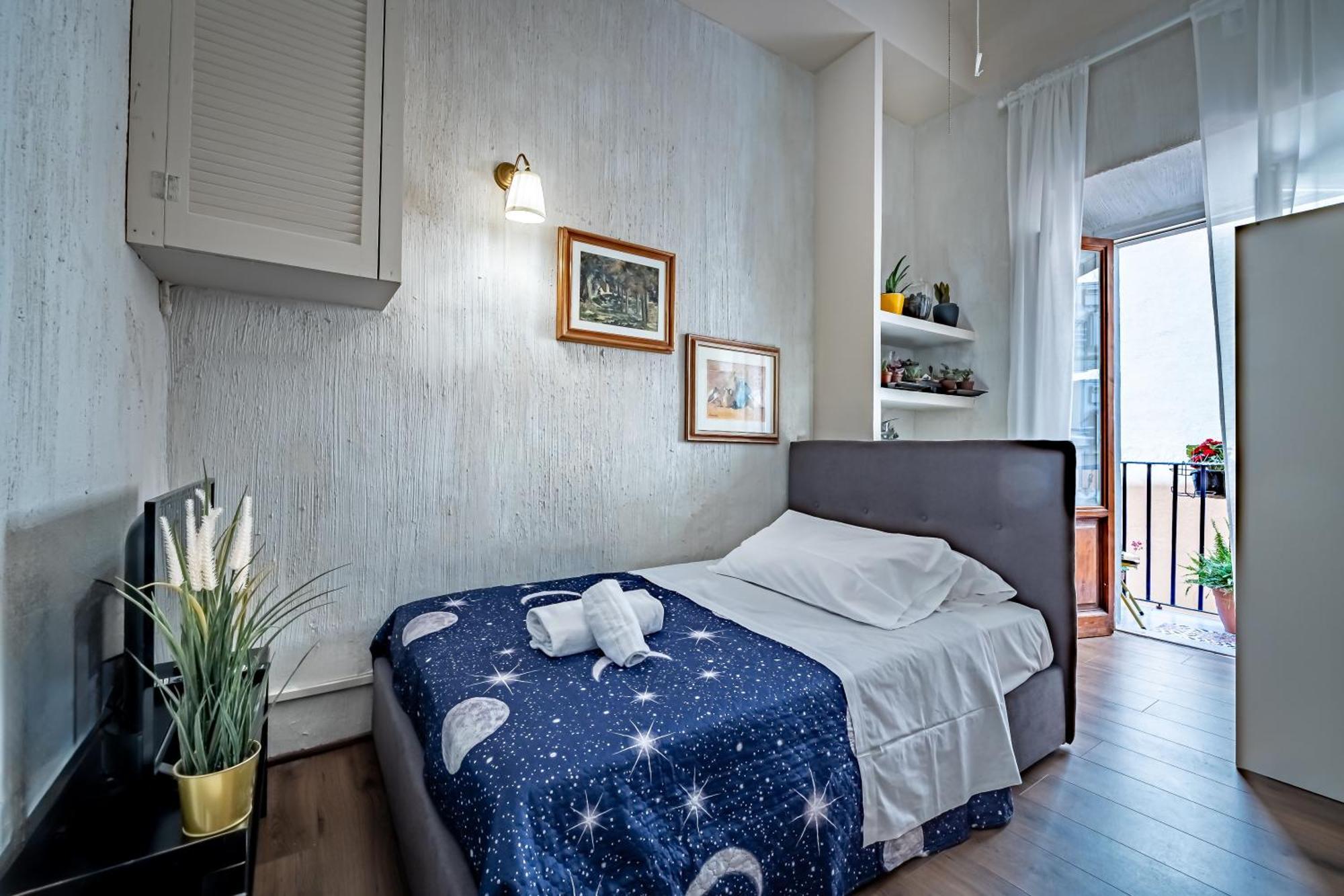Single Room with Balcony