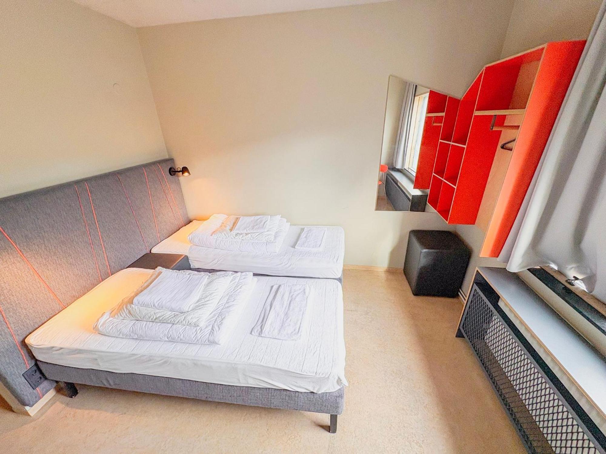 Twin Room with Private Bathroom