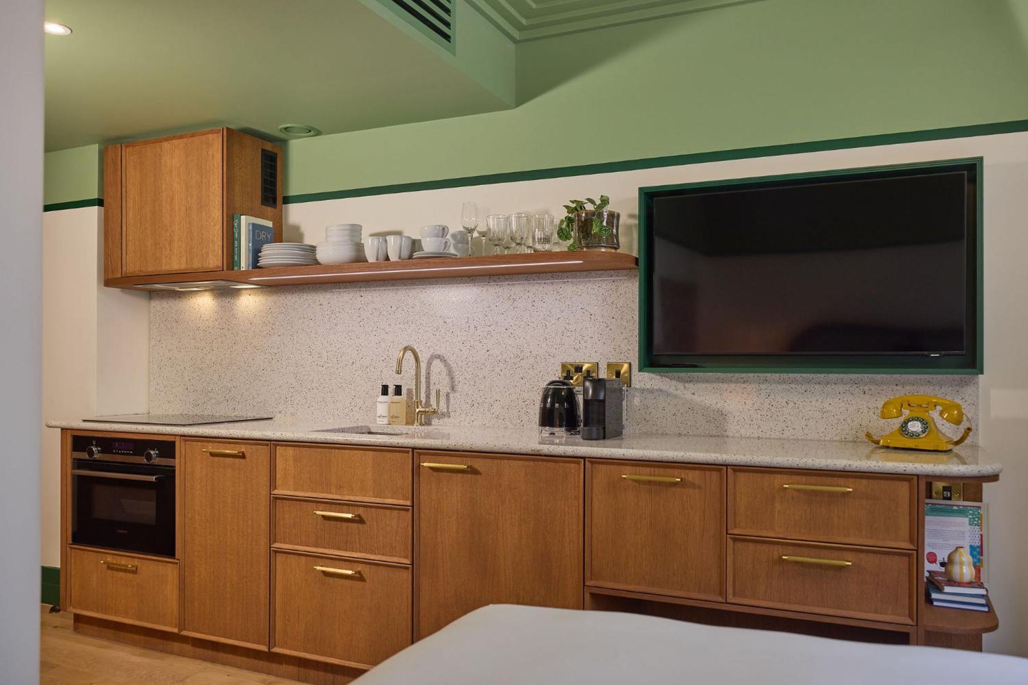 Studio Apartment,1686845469:JPEG
