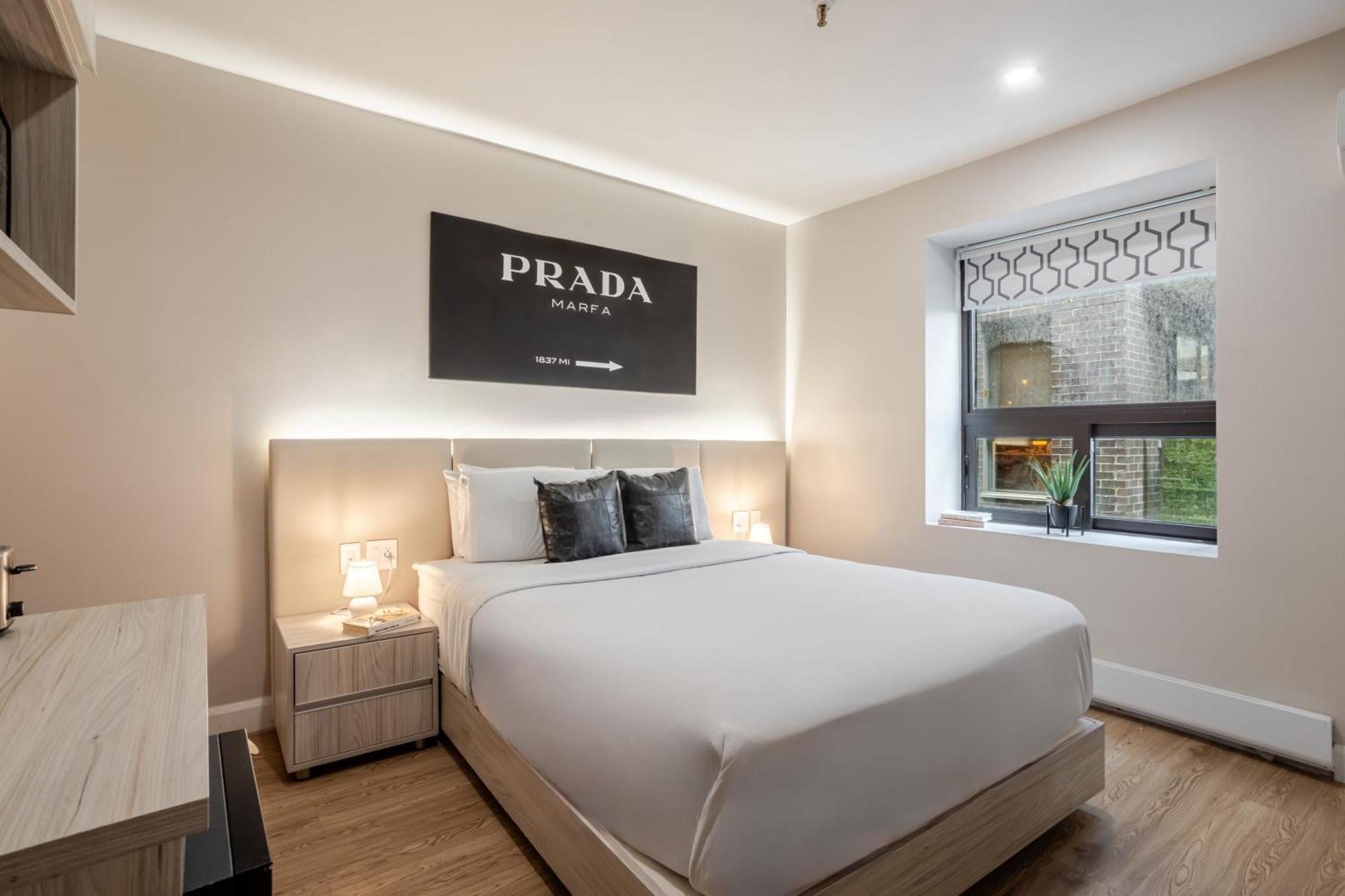 Queen Room