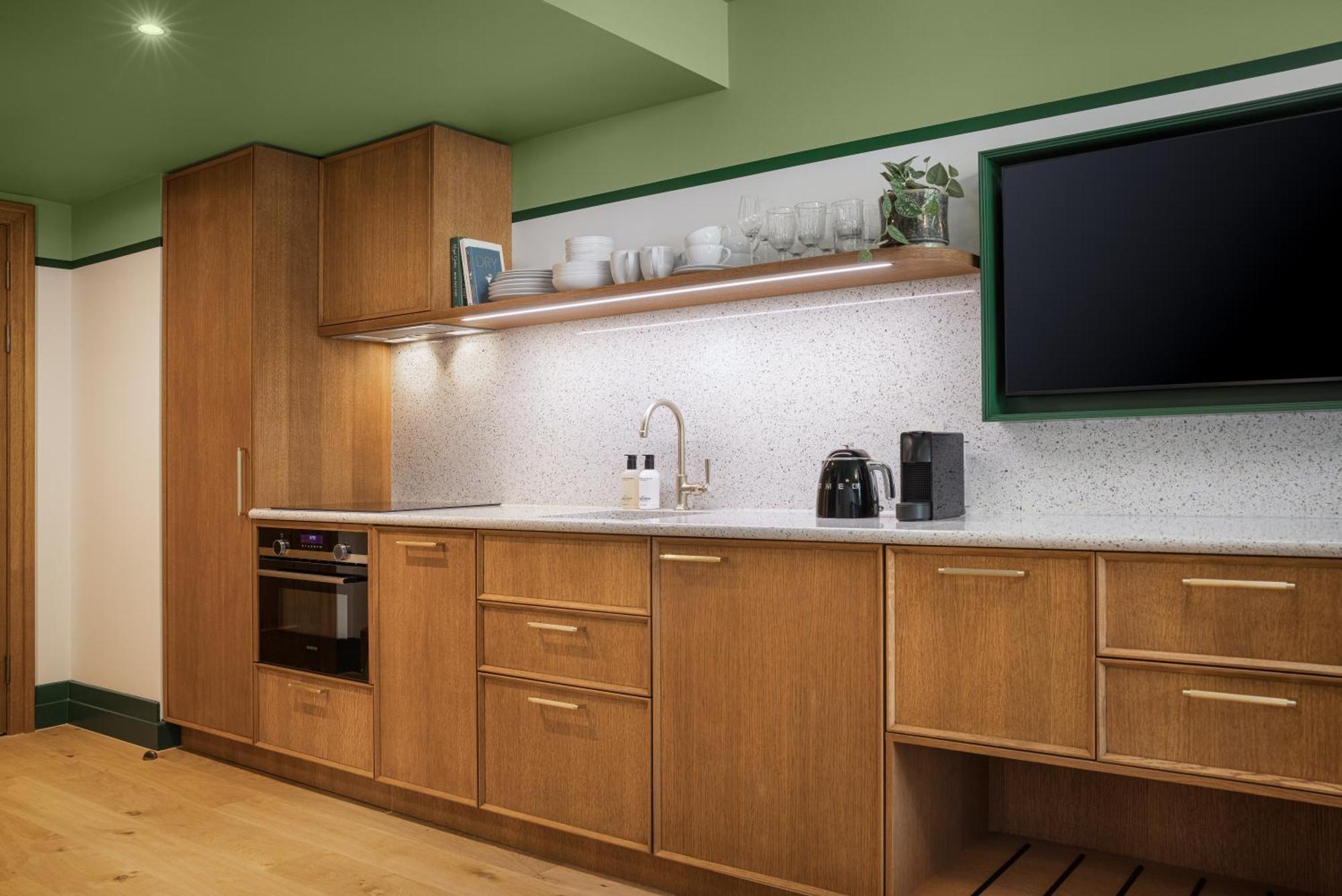 Executive Apartment,1688375776:JPEG