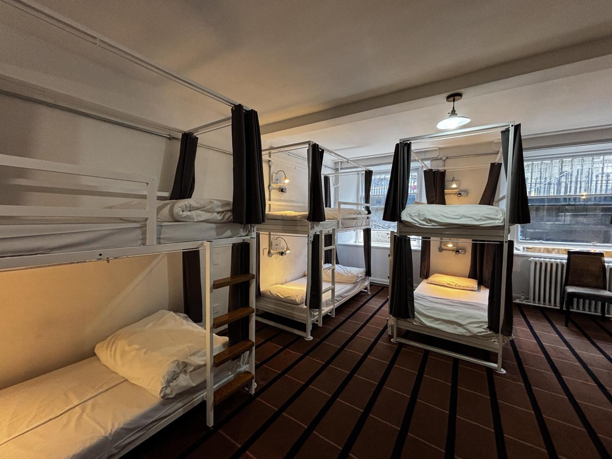 8 Bed Private Room Ensuite