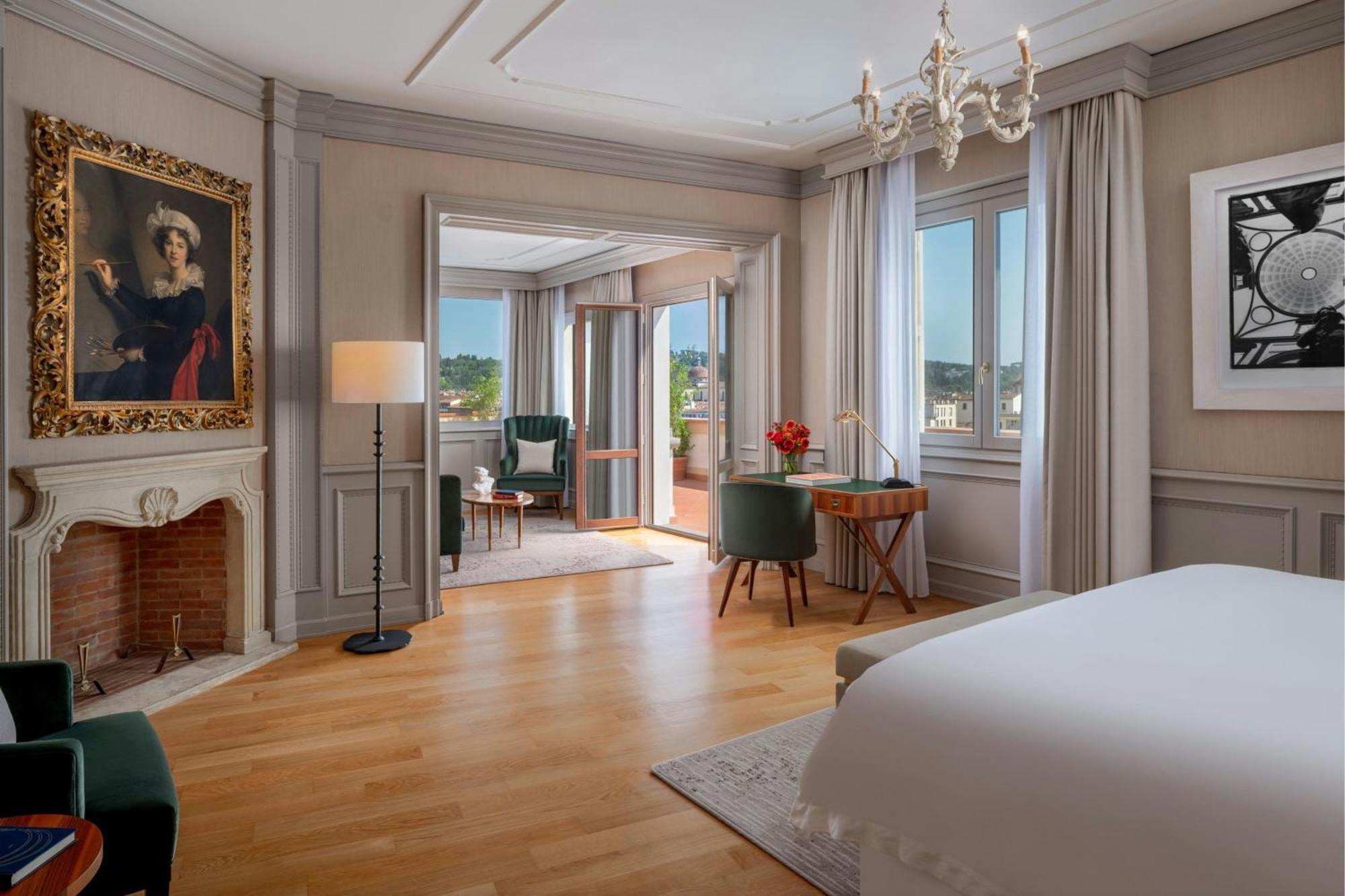 Belvedere King Suite Terrace River View