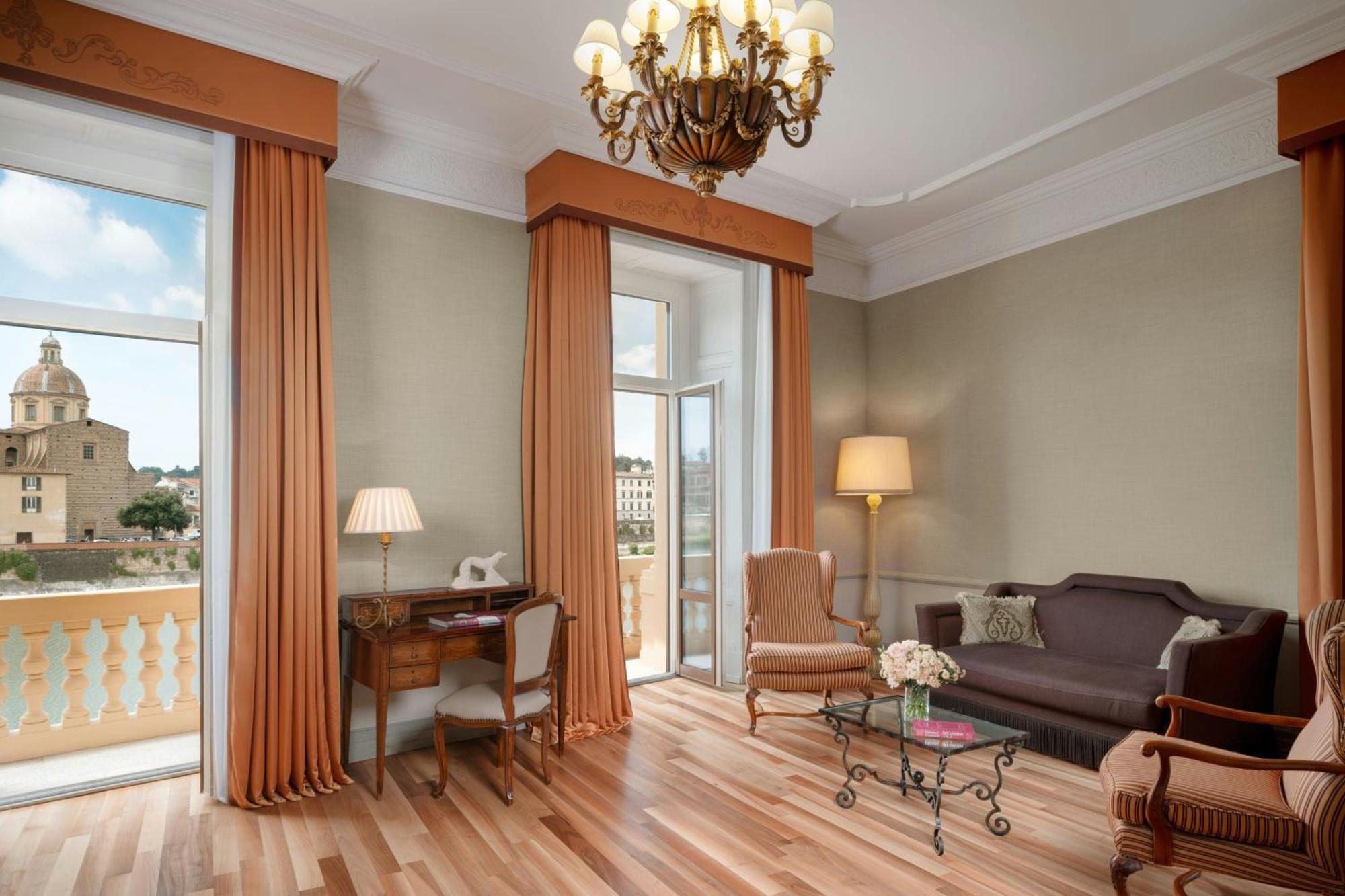 Grand Deluxe King Suite River View