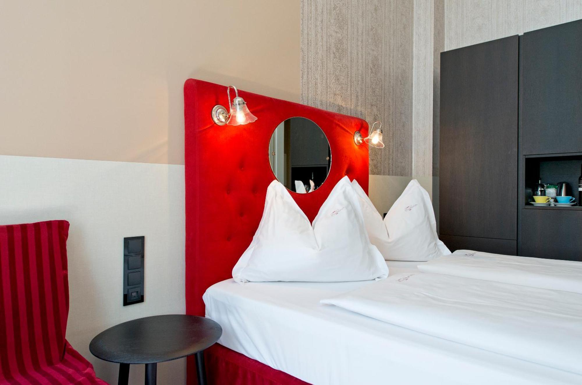 Classic Double Room