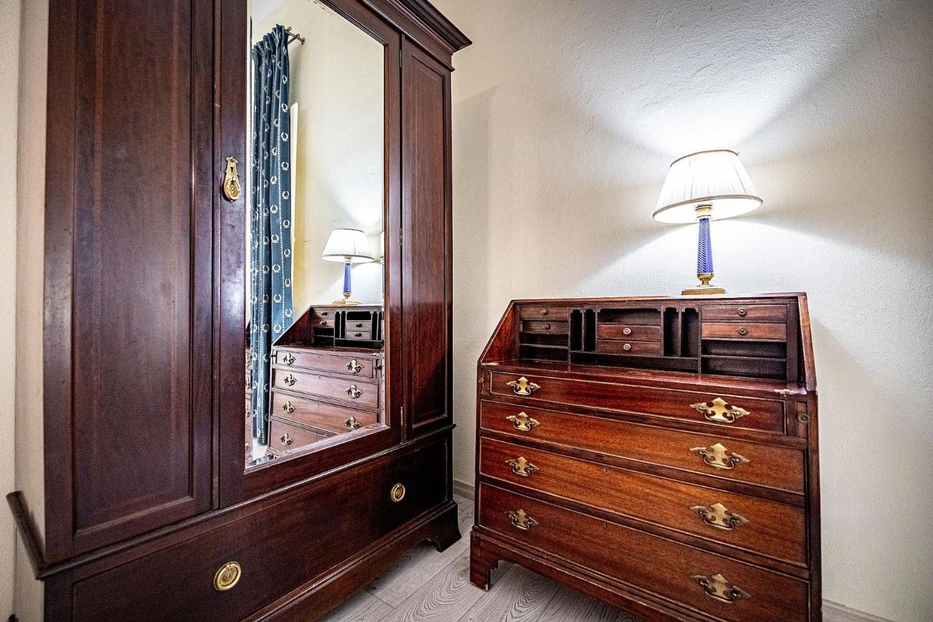 Deluxe Double Room bathtub